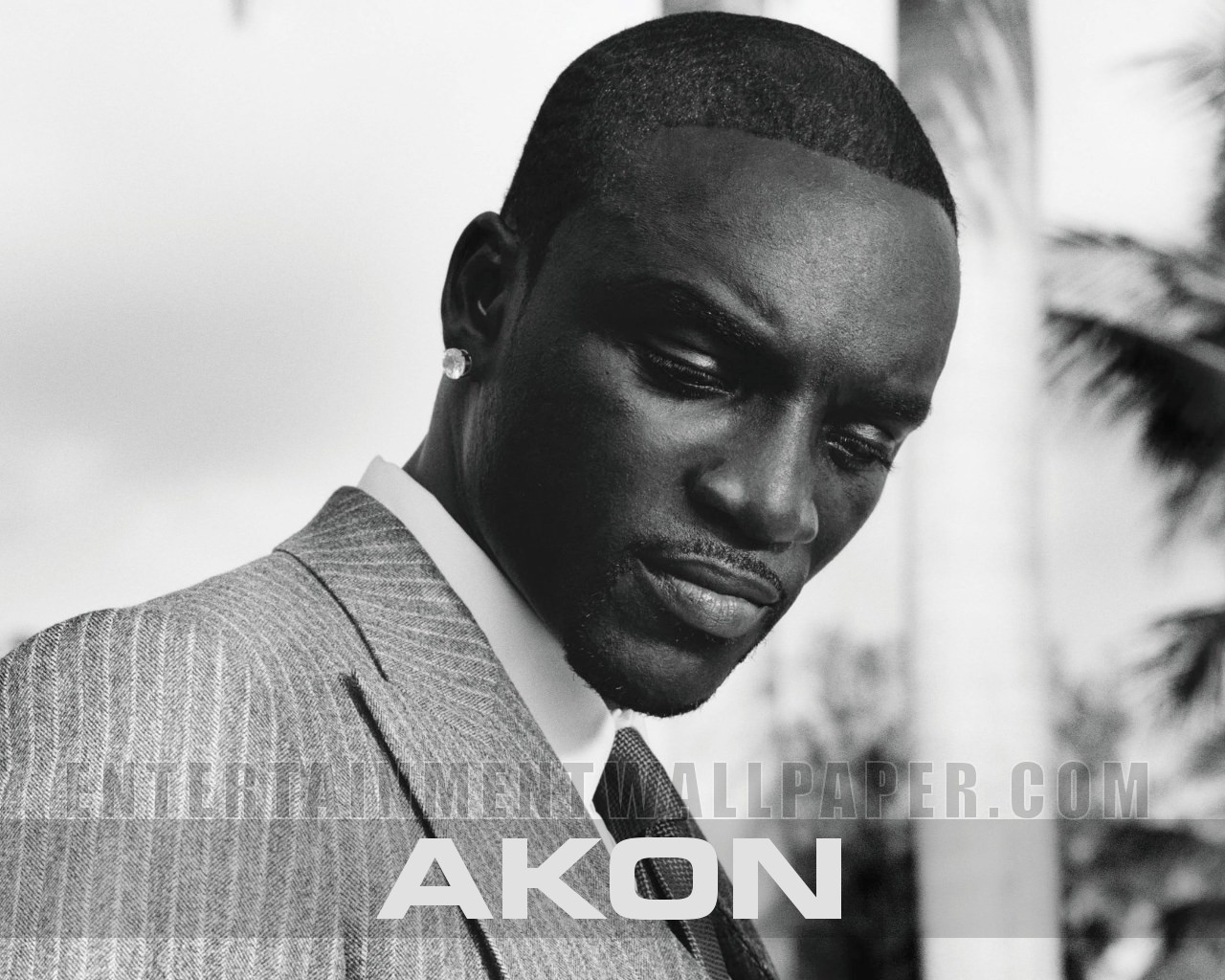 Beautiful Text Akon 34