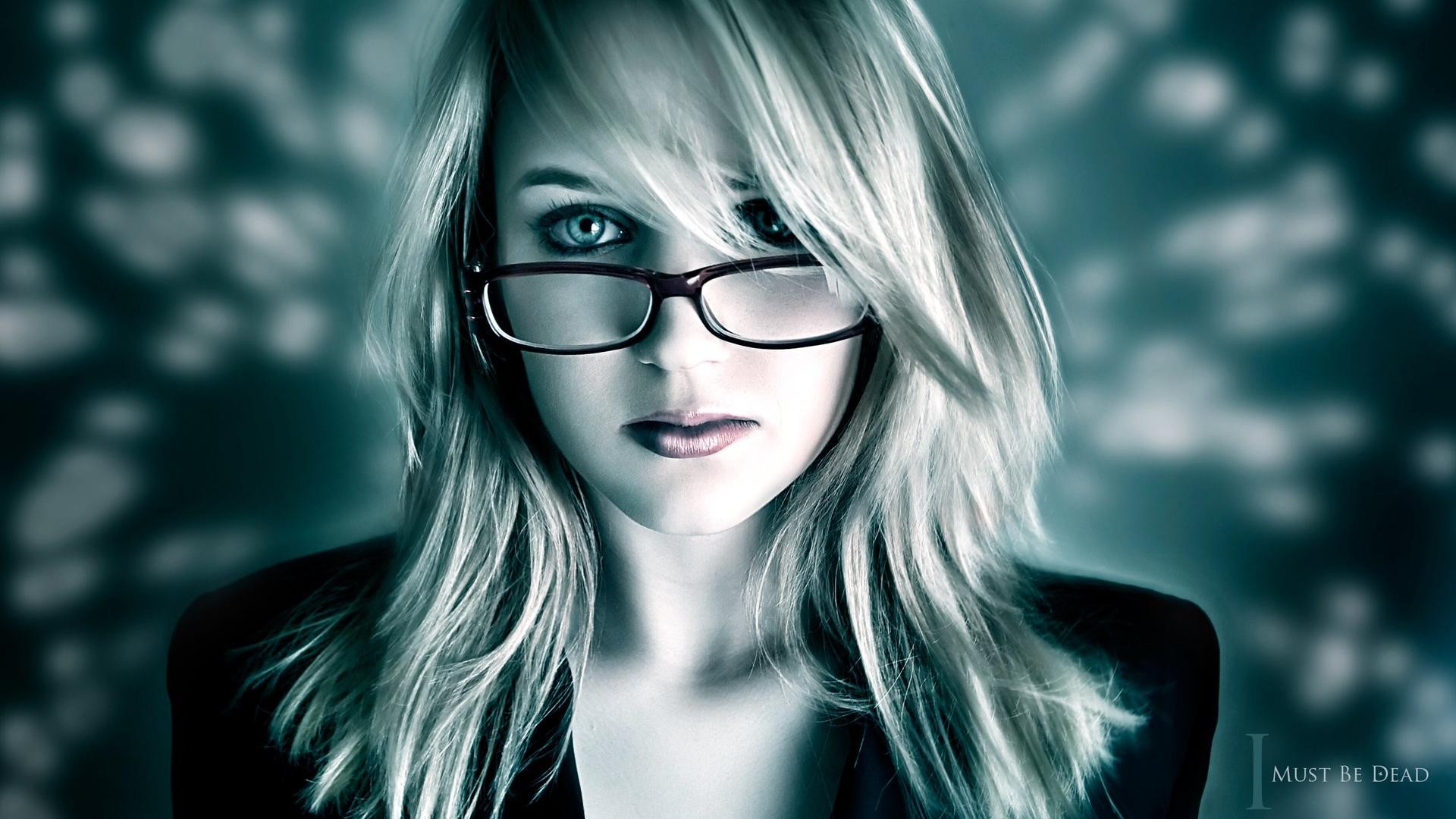 Girls With Glasses wallpaper