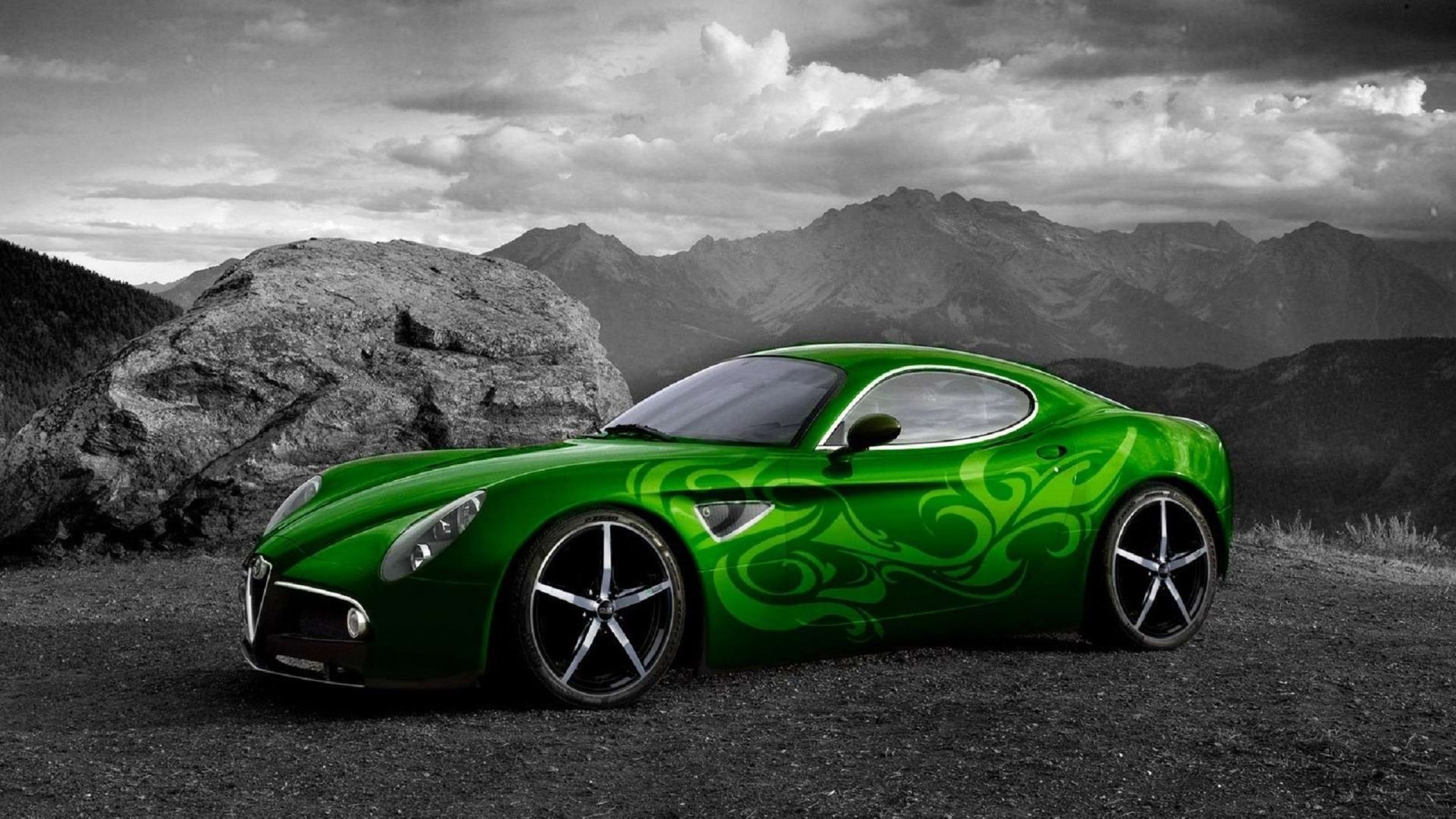 Green Car Background Wallpaper 2560x1440 17020