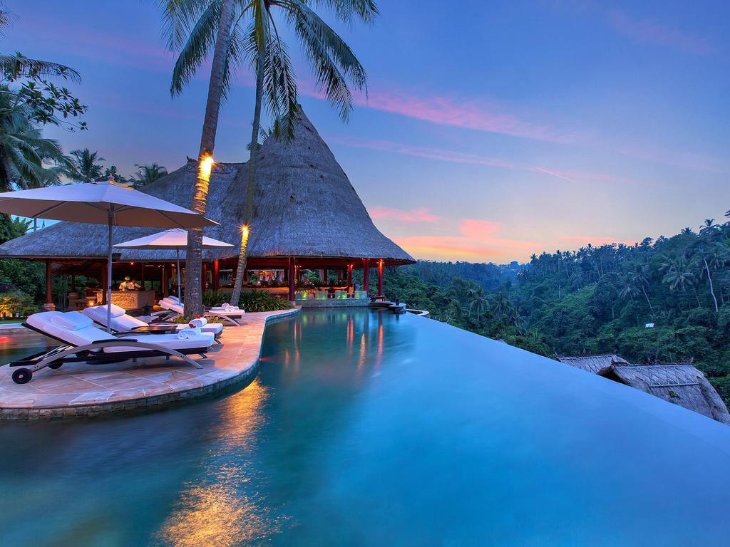 Luxury Hotels in Bali wallpaper | 1024x768 | #21626