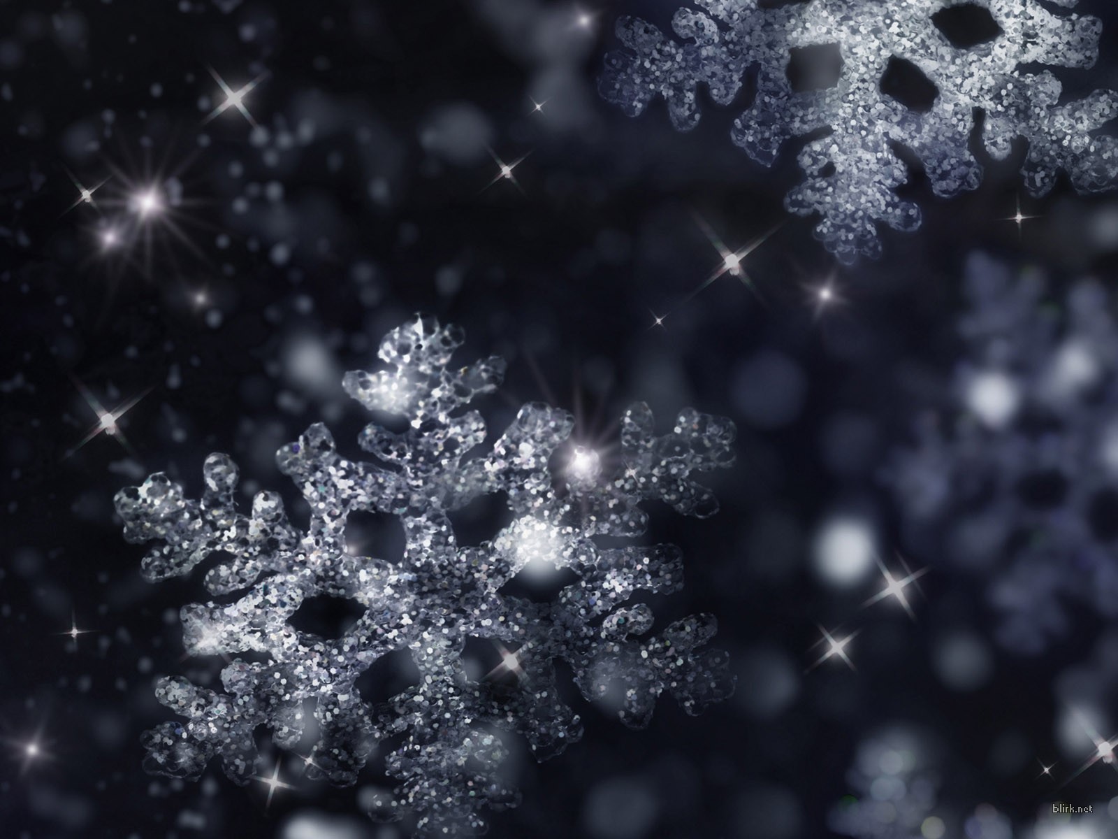 Snowflakes Falling wallpaper