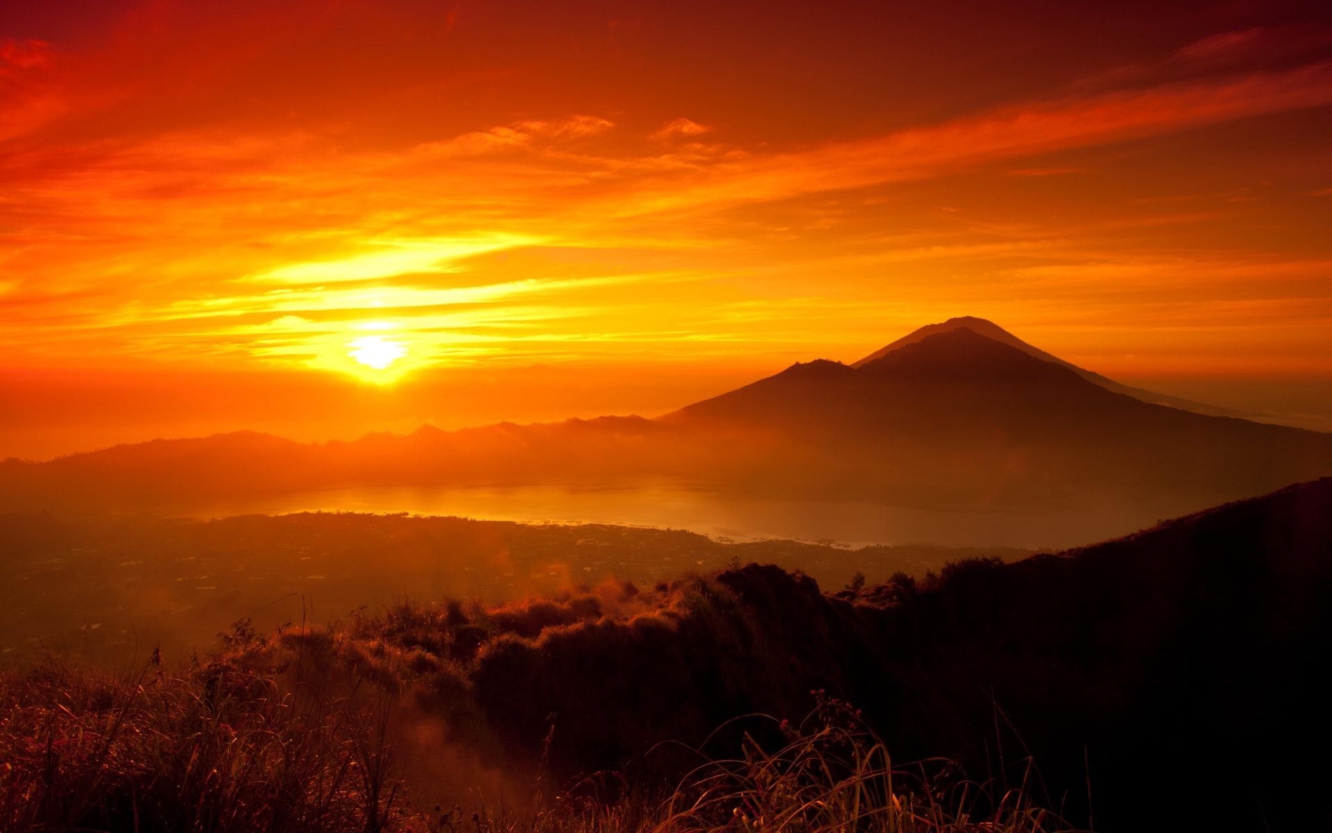 http://eskipaper.com/images/sunrise-mountain-1.jpg