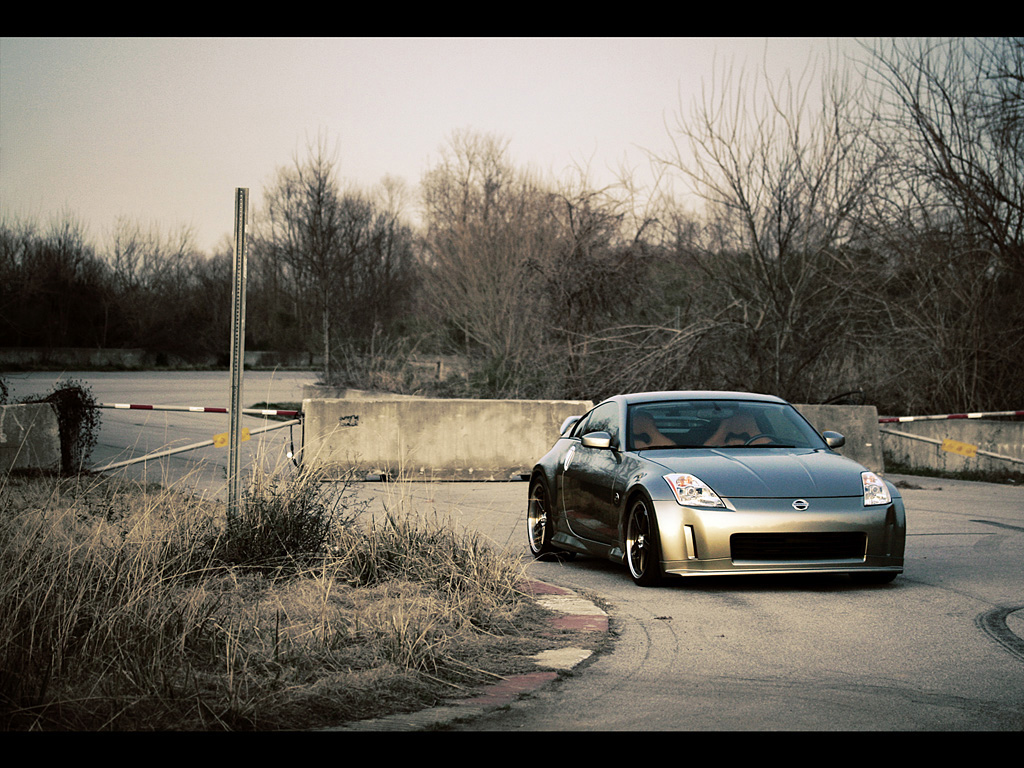 Nissan 350Z Photography by Webb Bland - Anxious at the Gates - 1024x768 - Wallpaper