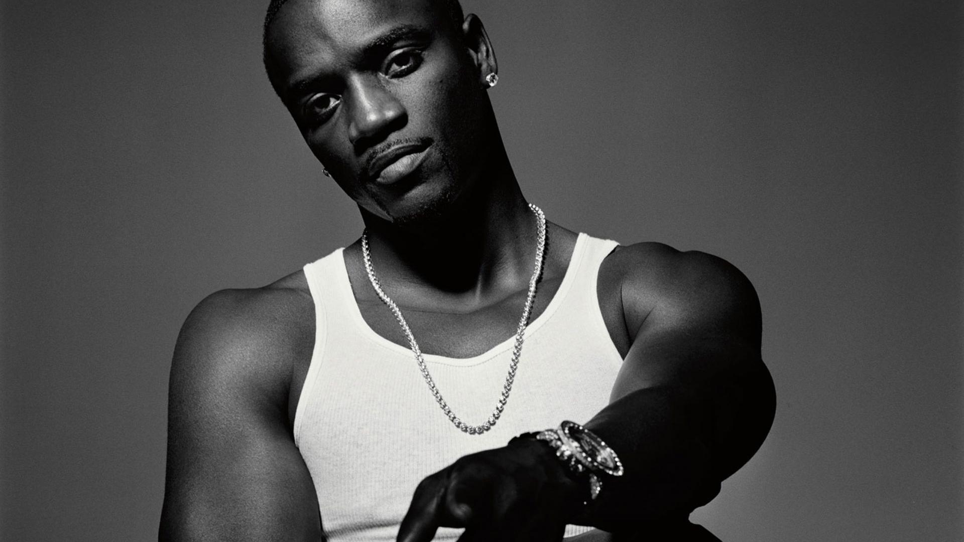 Akon is working on a new album project titled Stadium and it'll be interesting to hear if he's still got the consistent and catchy style we all used to love ...
