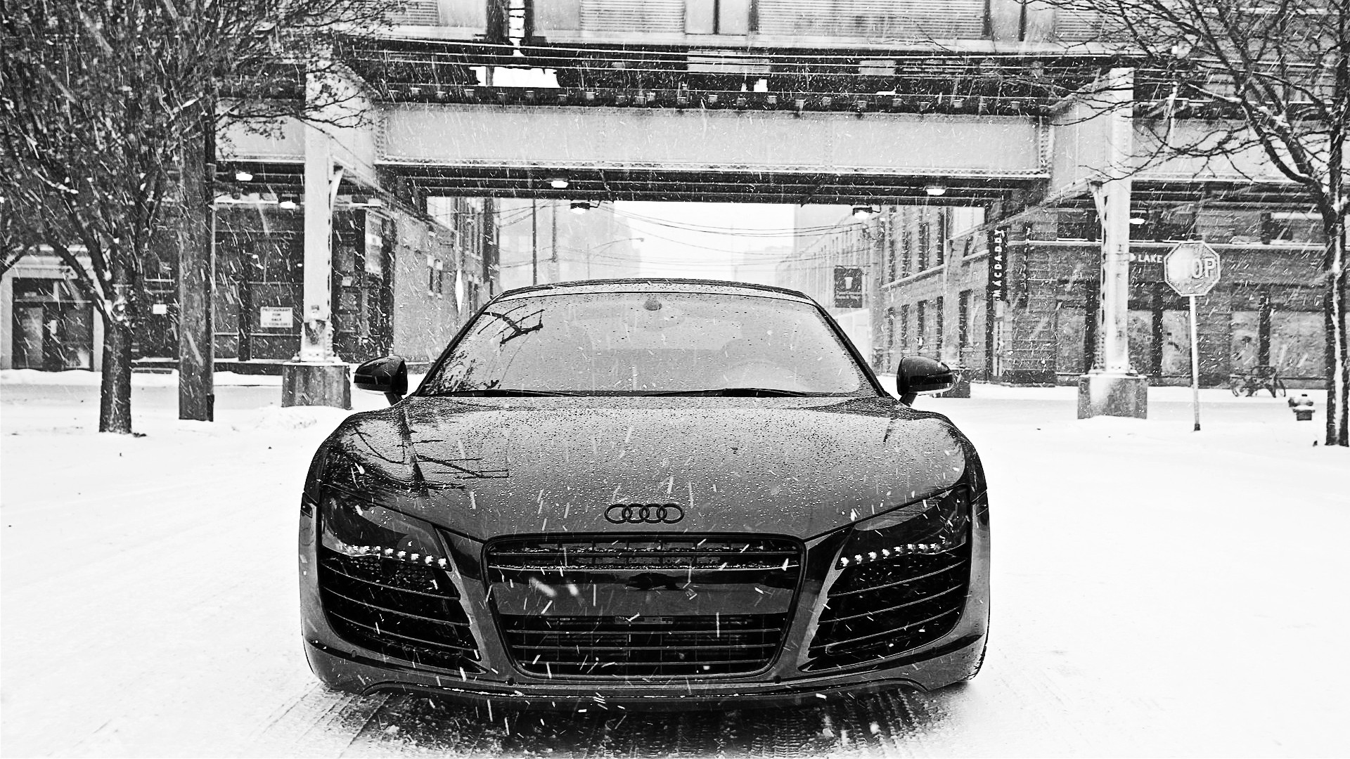 Awesome Audi R8 SuperCar HD Wallpapers