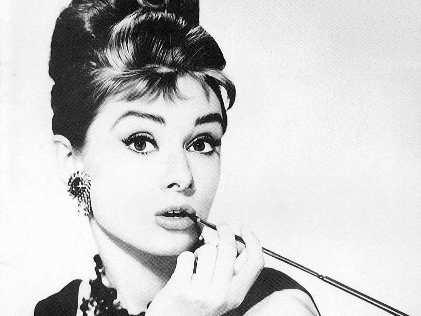 Audrey Hepburn and why I wouldn't want to be an icon