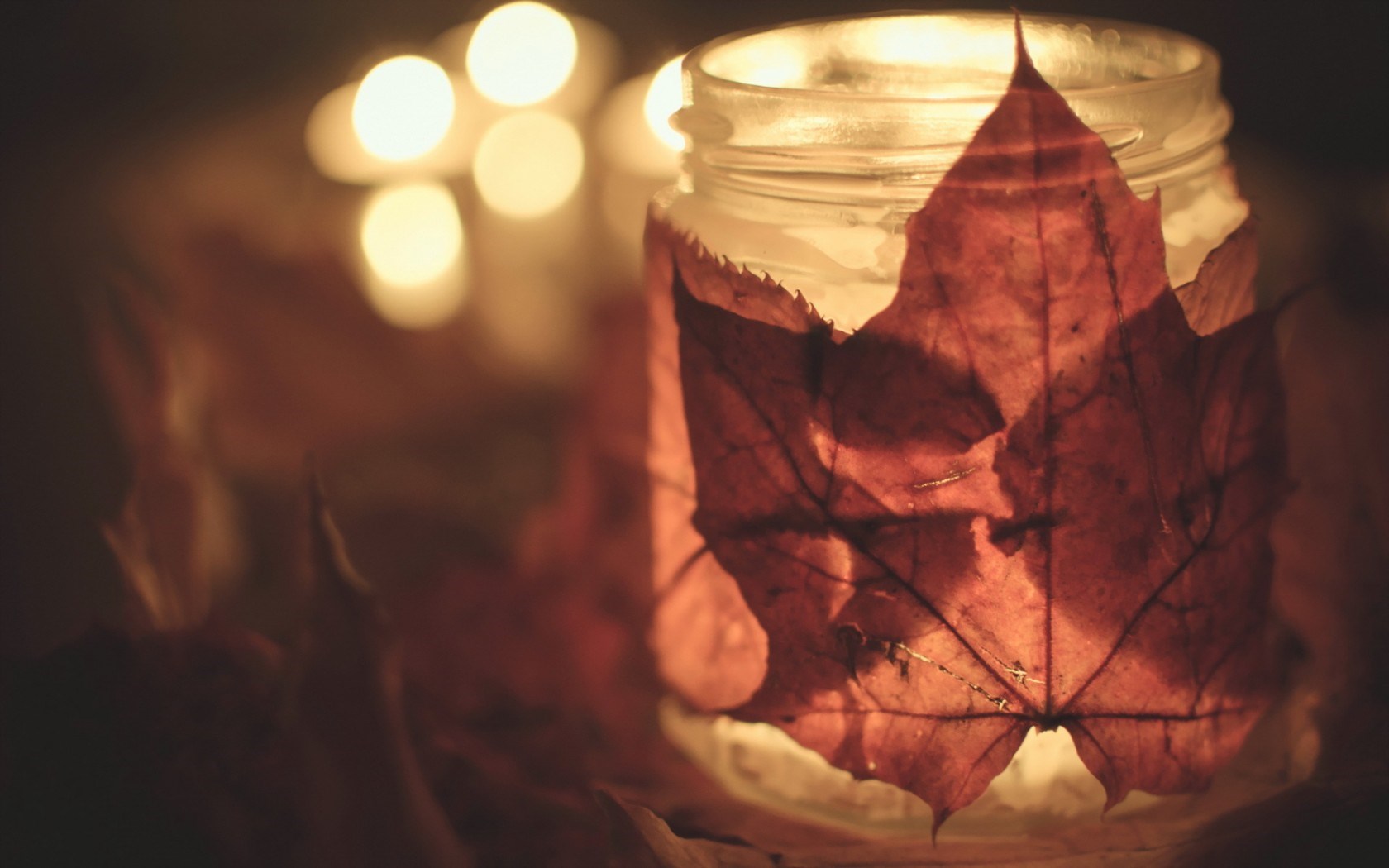 Autumn Leaves Jar HD Wallpaper