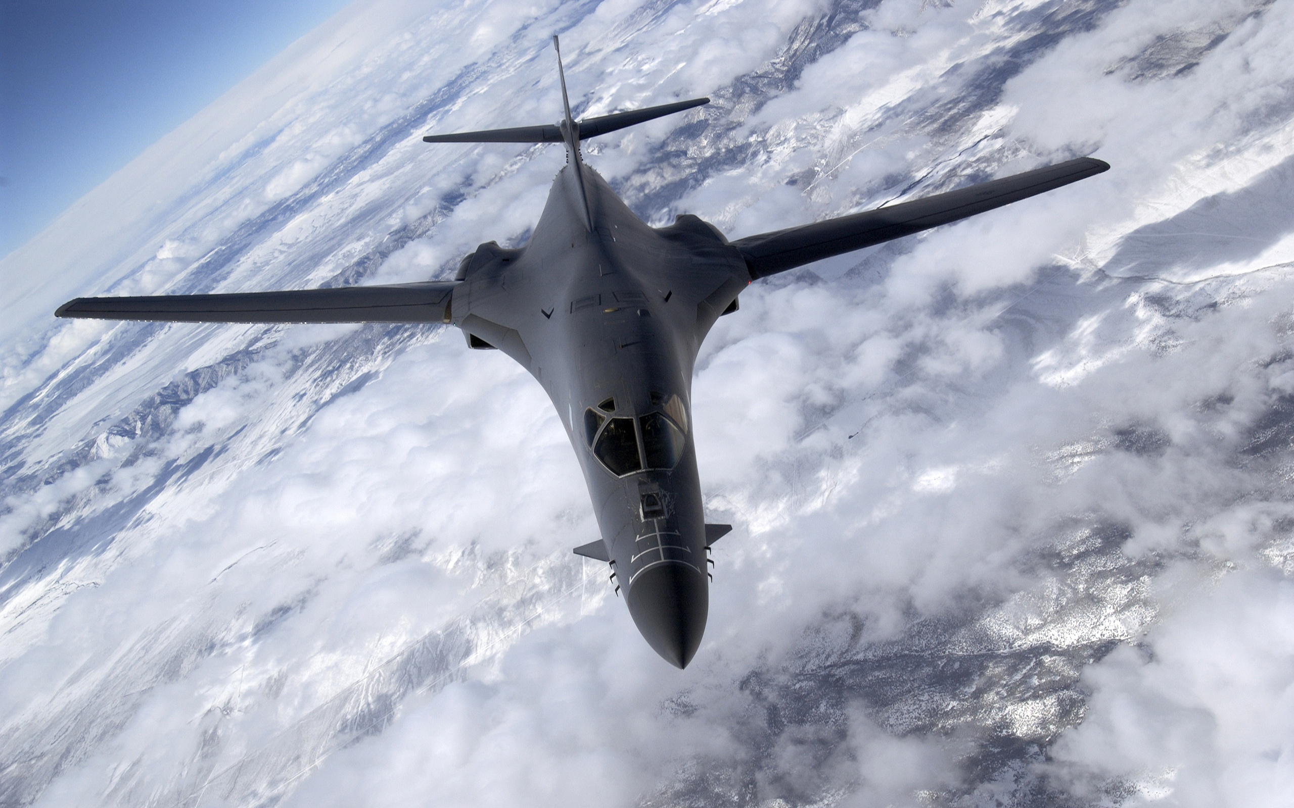This is a b-1 Lancer, it is not a stealth bomber. ...