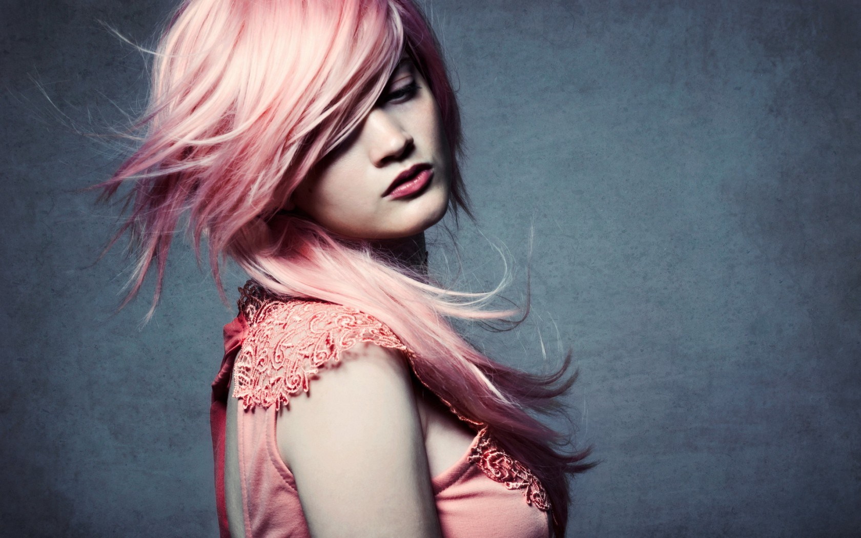 Beautiful Pink Hair Fashion Girl Style