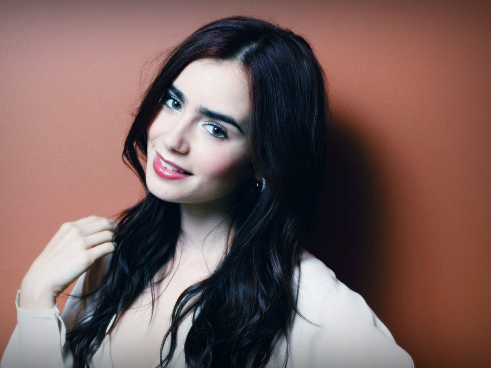 With Face Smiling Most Beautiful Lily Collins Hd Pictures