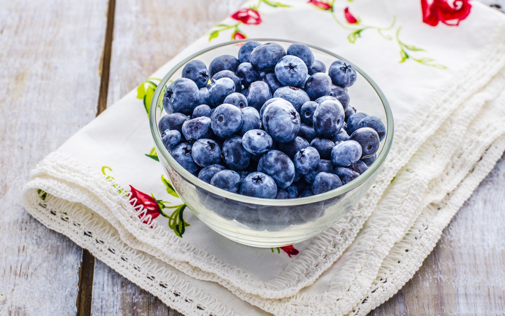Blueberries Berries Table