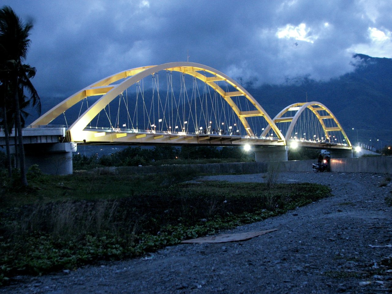 Teluk Palu Bridge, Sulawesi