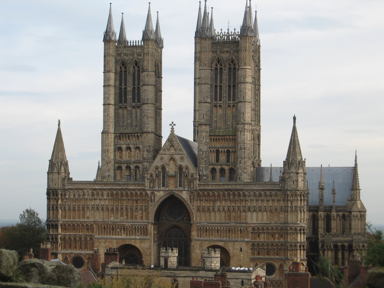 Researchers to discuss Knights Templar elements of Lincoln Cathedral in England | Aftermath News