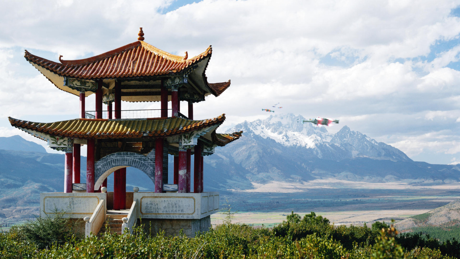 Download Jade Dragon Snow Mountain (Yulong Mountain), China Wallpaper :