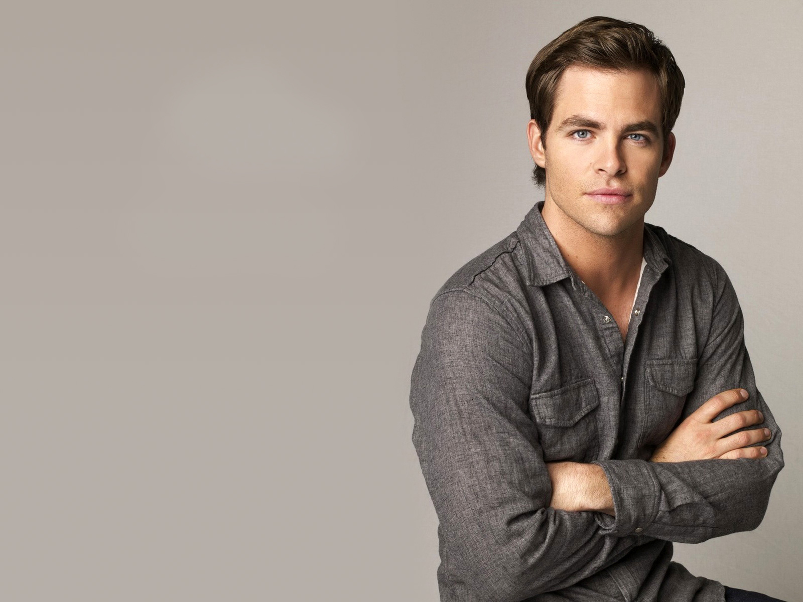 Chris Pine Pictures