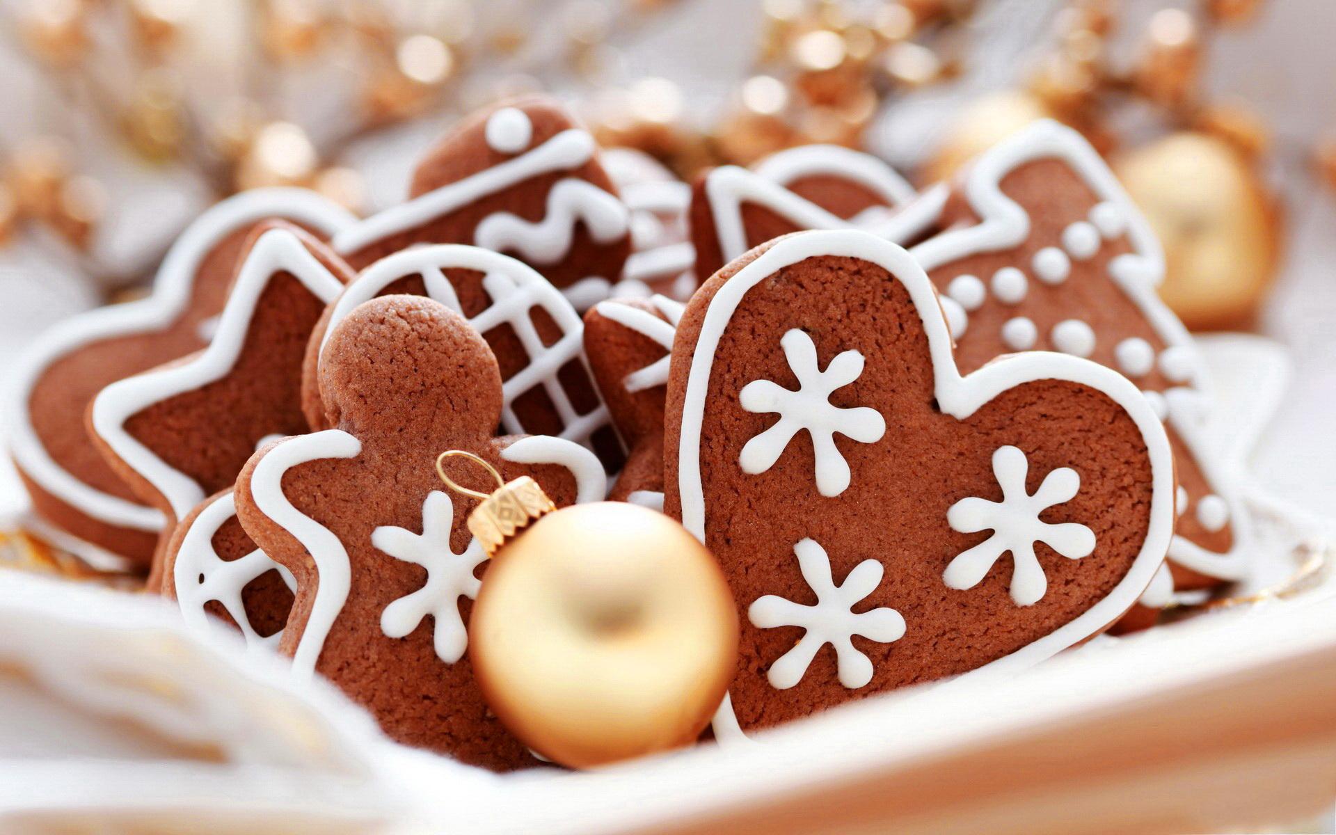 Lovely Christmas Cookies Wallpaper