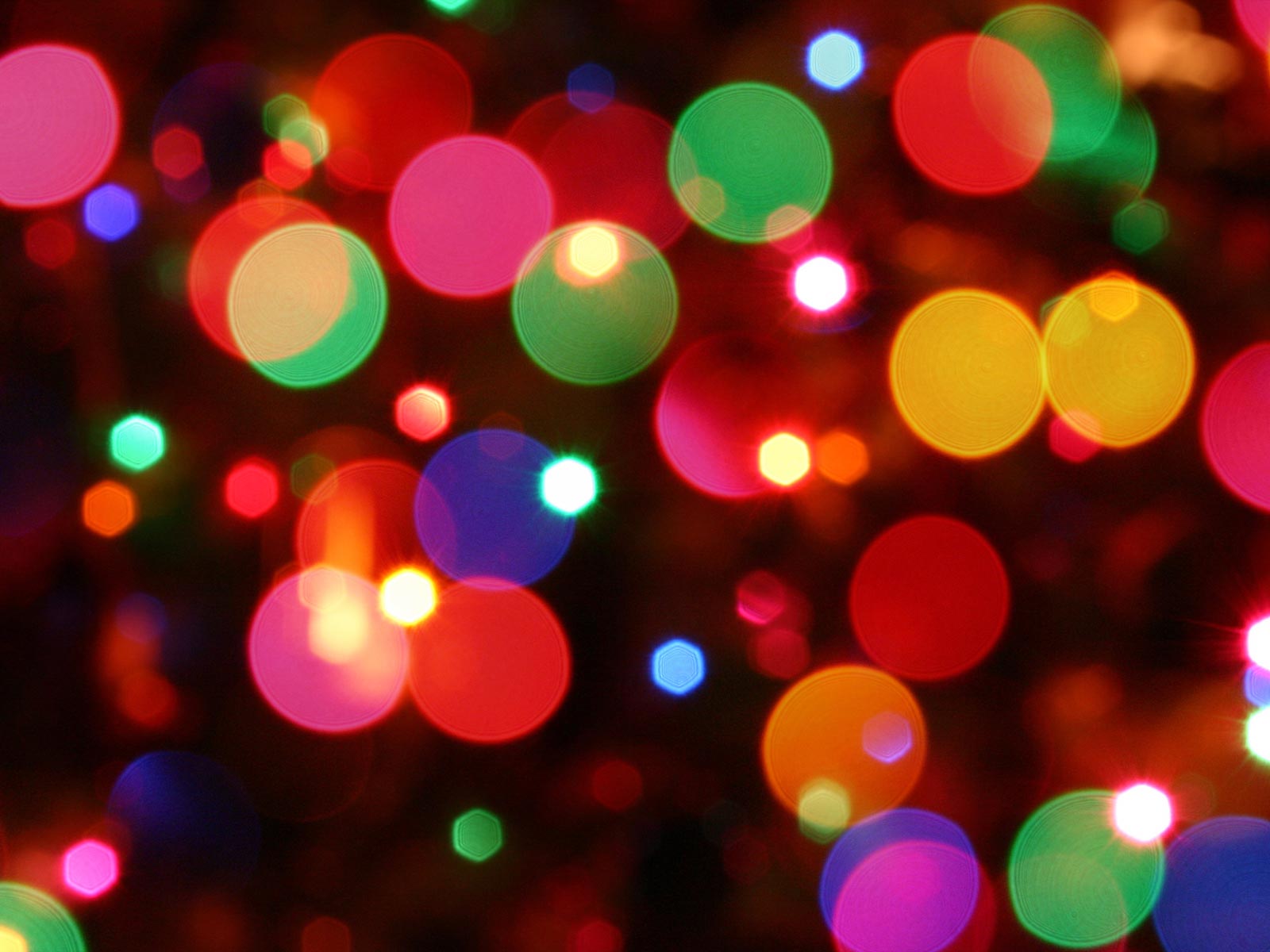 These free downloadable wallpapers are HD and available varying range of sizes and resolutions. Download Christmas Lights HD Wallpapers absolutely free for ...