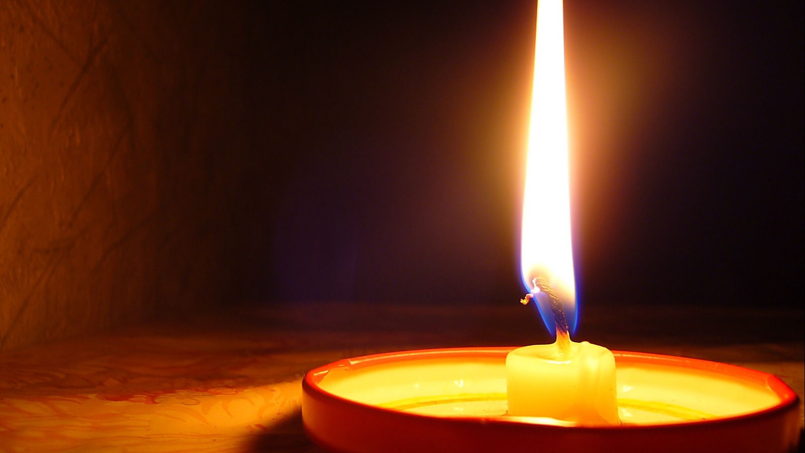 Cool Candle Wallpaper 41075 1680x1050 px