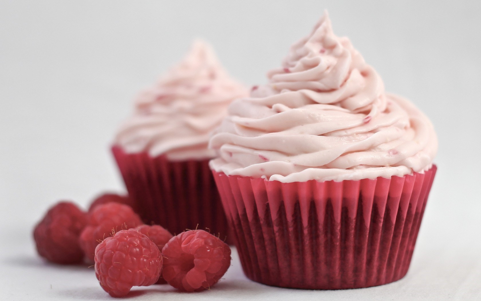 Cupcakes Berries Raspberries Cream