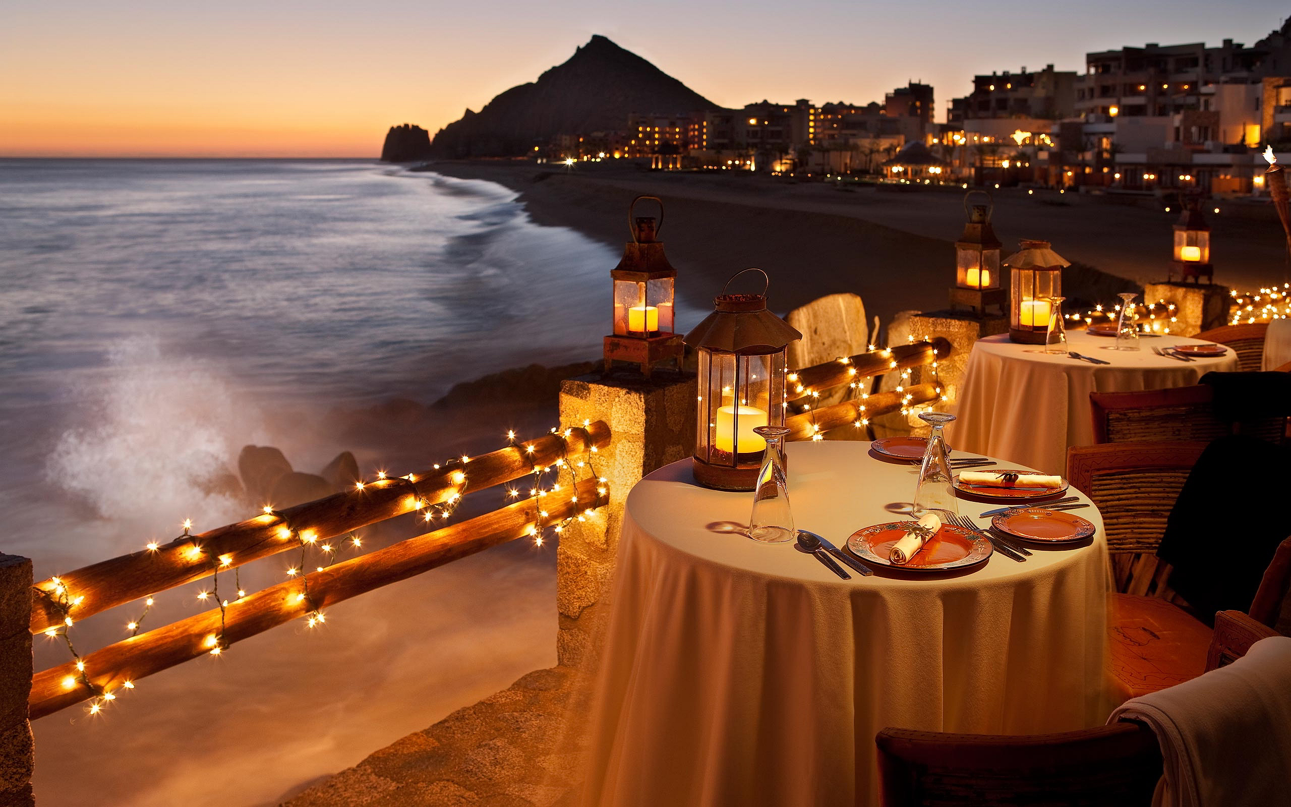 Beach Candlelight Dinner