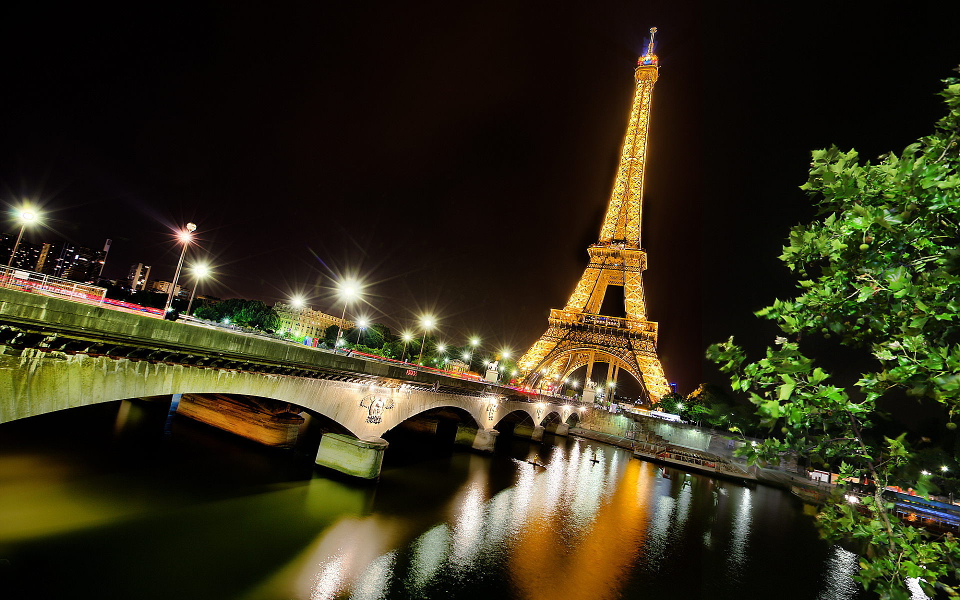 Eiffel paris evening