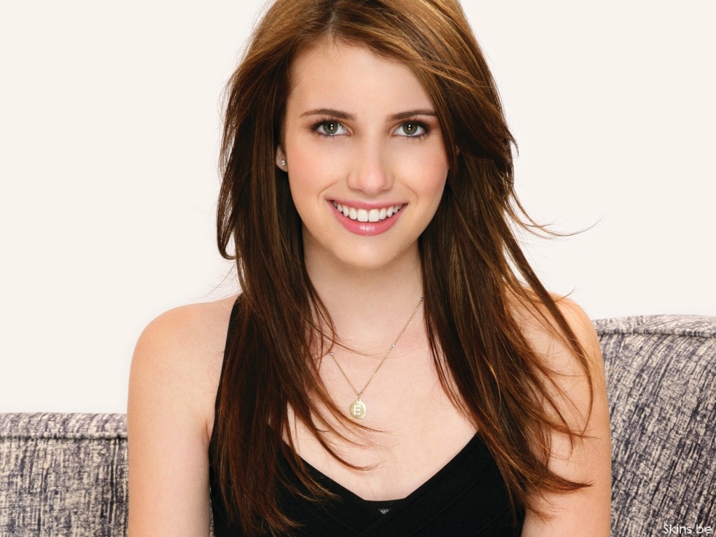 I have a massive crush on Emma Roberts - Movies: At the Theater Message Board - Page 2 - GameFAQs