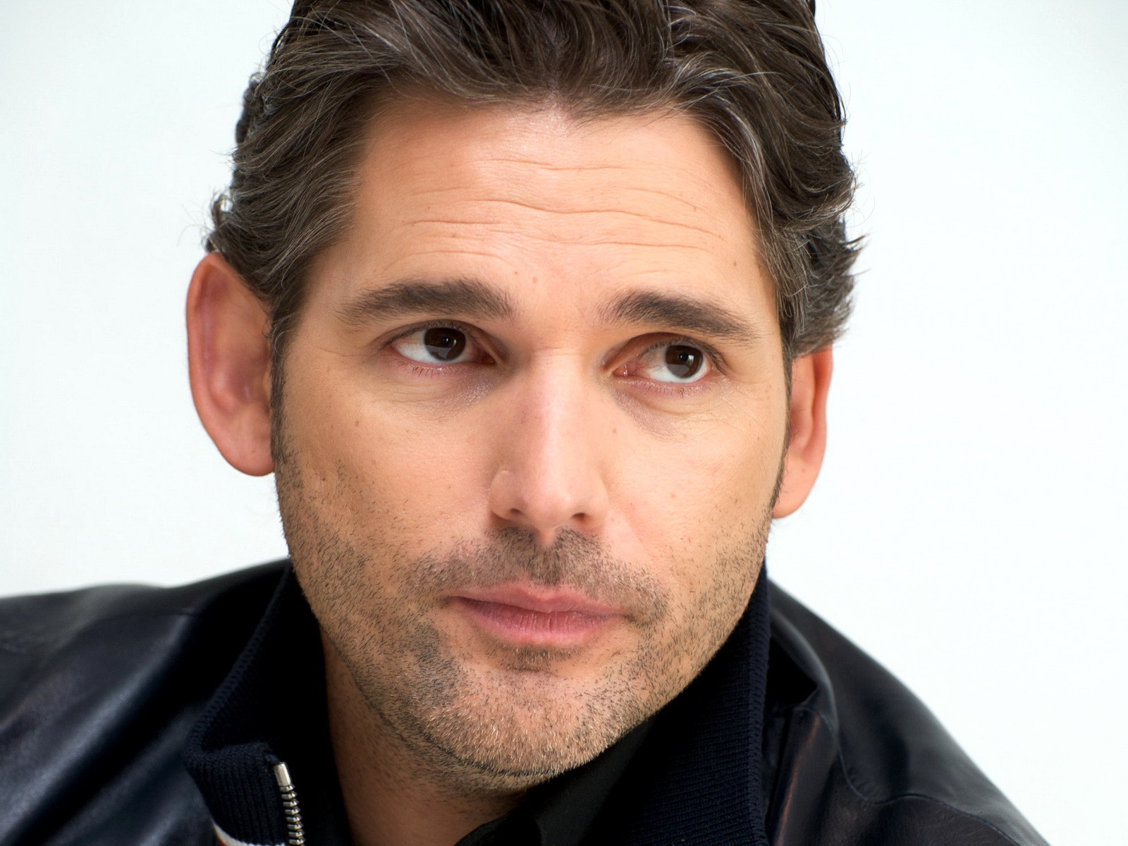 Eric Bana Pictures