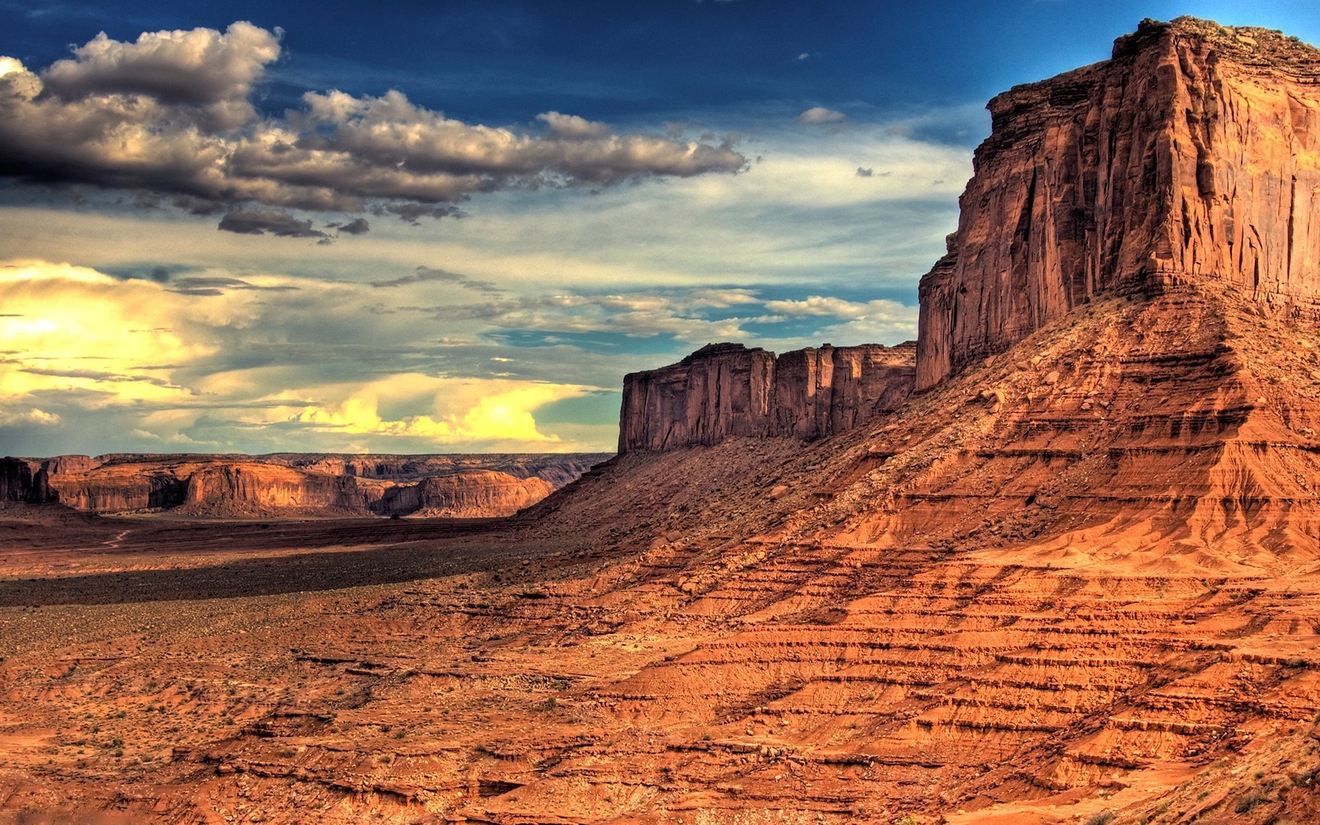 Fantastic Desert Landscape Wallpaper