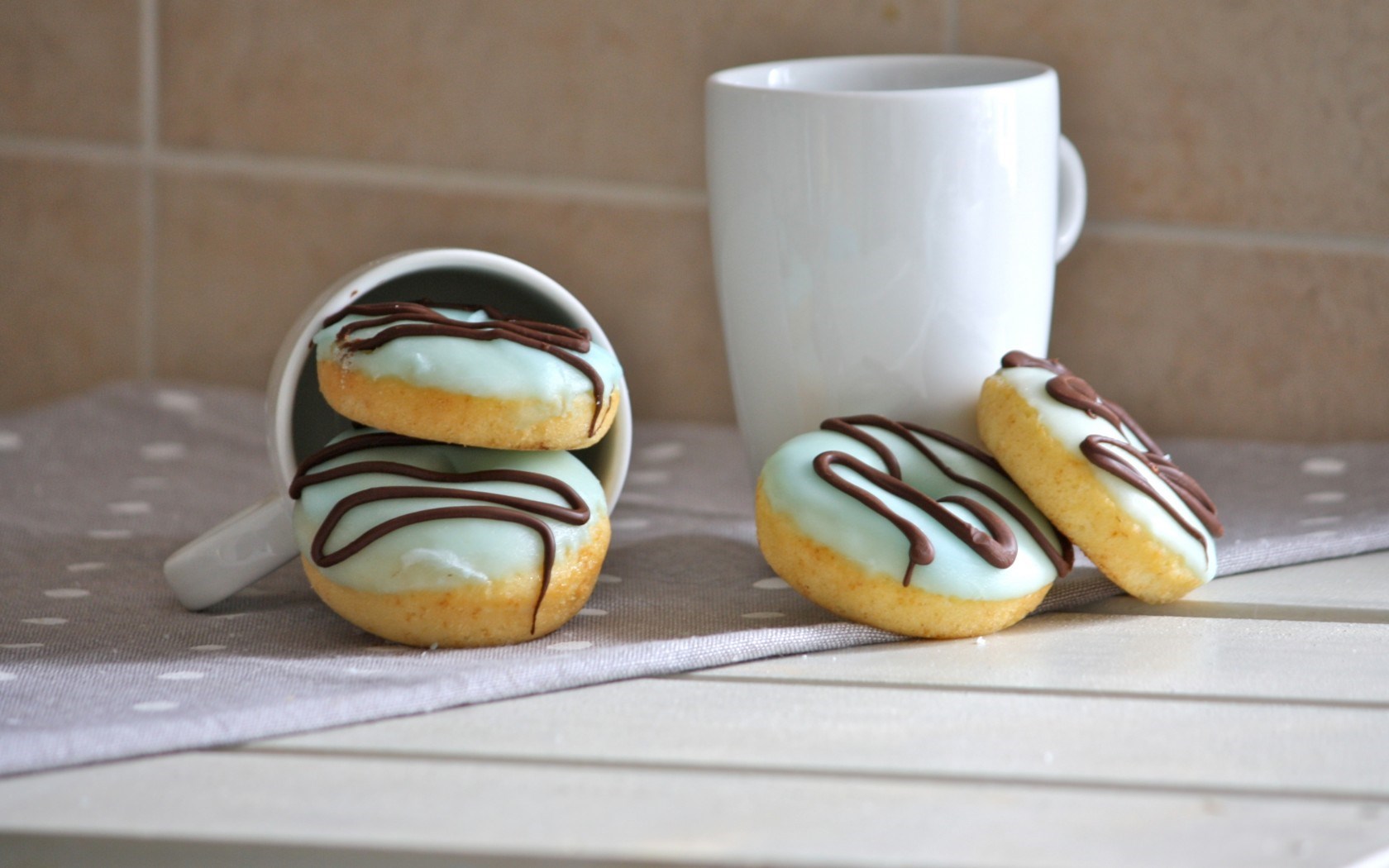 Food Sweet Donuts Cups