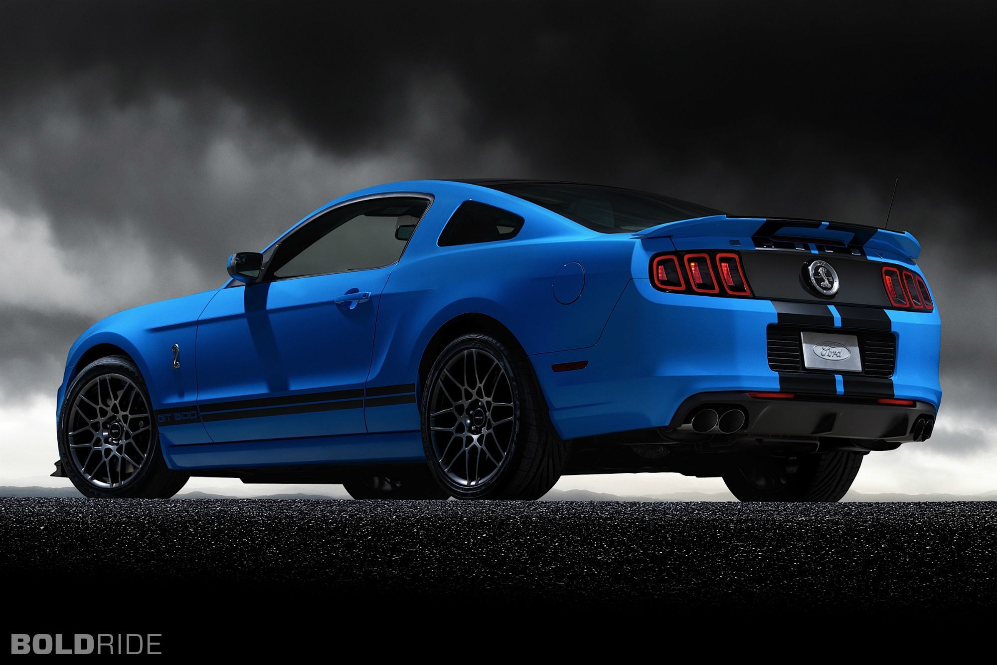 2013 Ford Mustang Shelby GT500 1280 x 1080