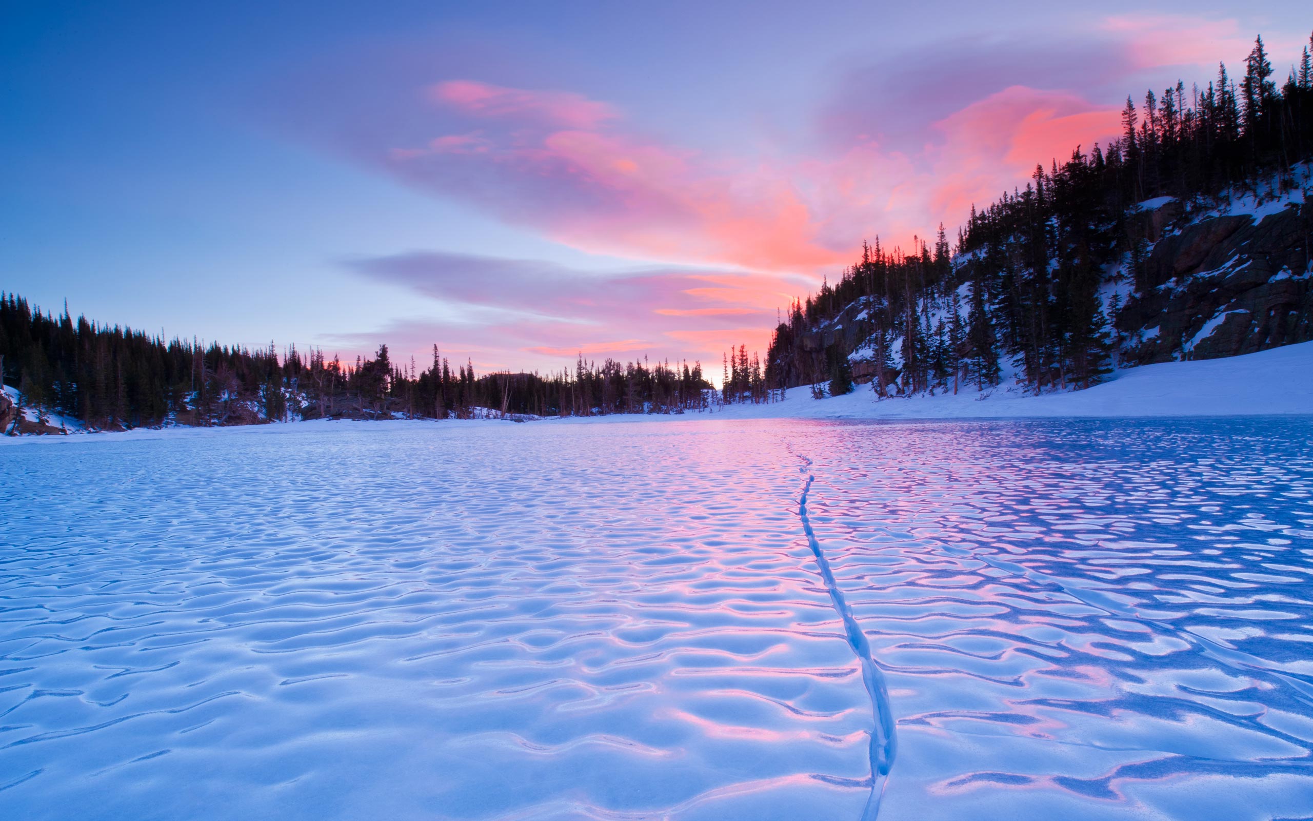 Frozen Lake Pictures