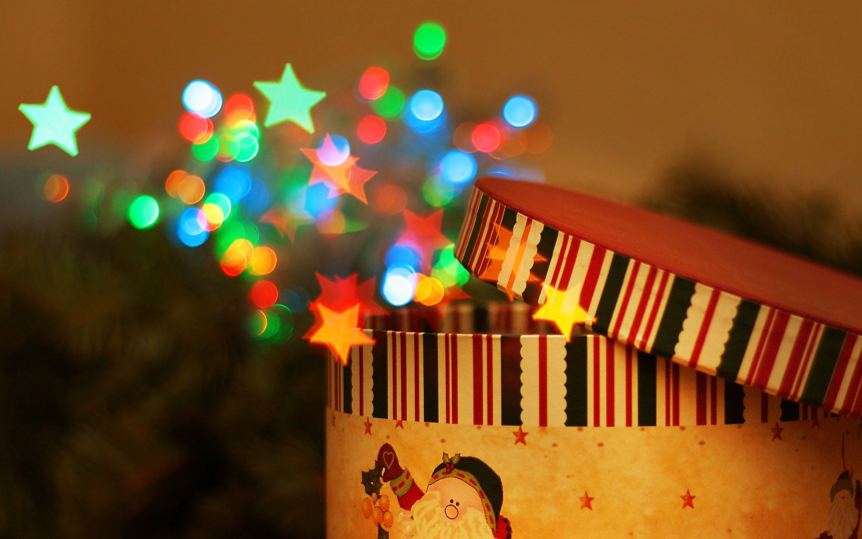 Round Gift Box Christmas Colorful Stars Circles HD Wallpaper