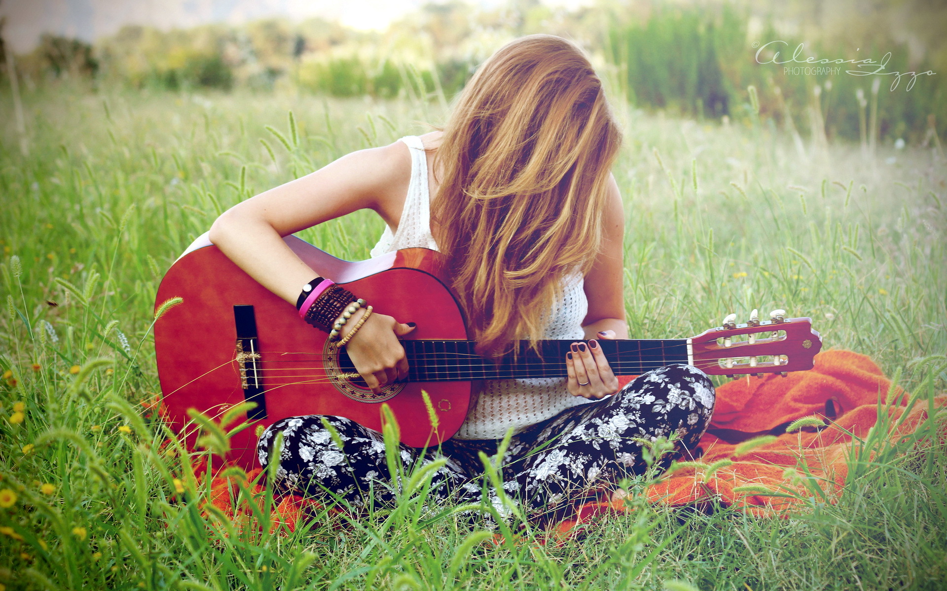 girl guitar music wallpaper background