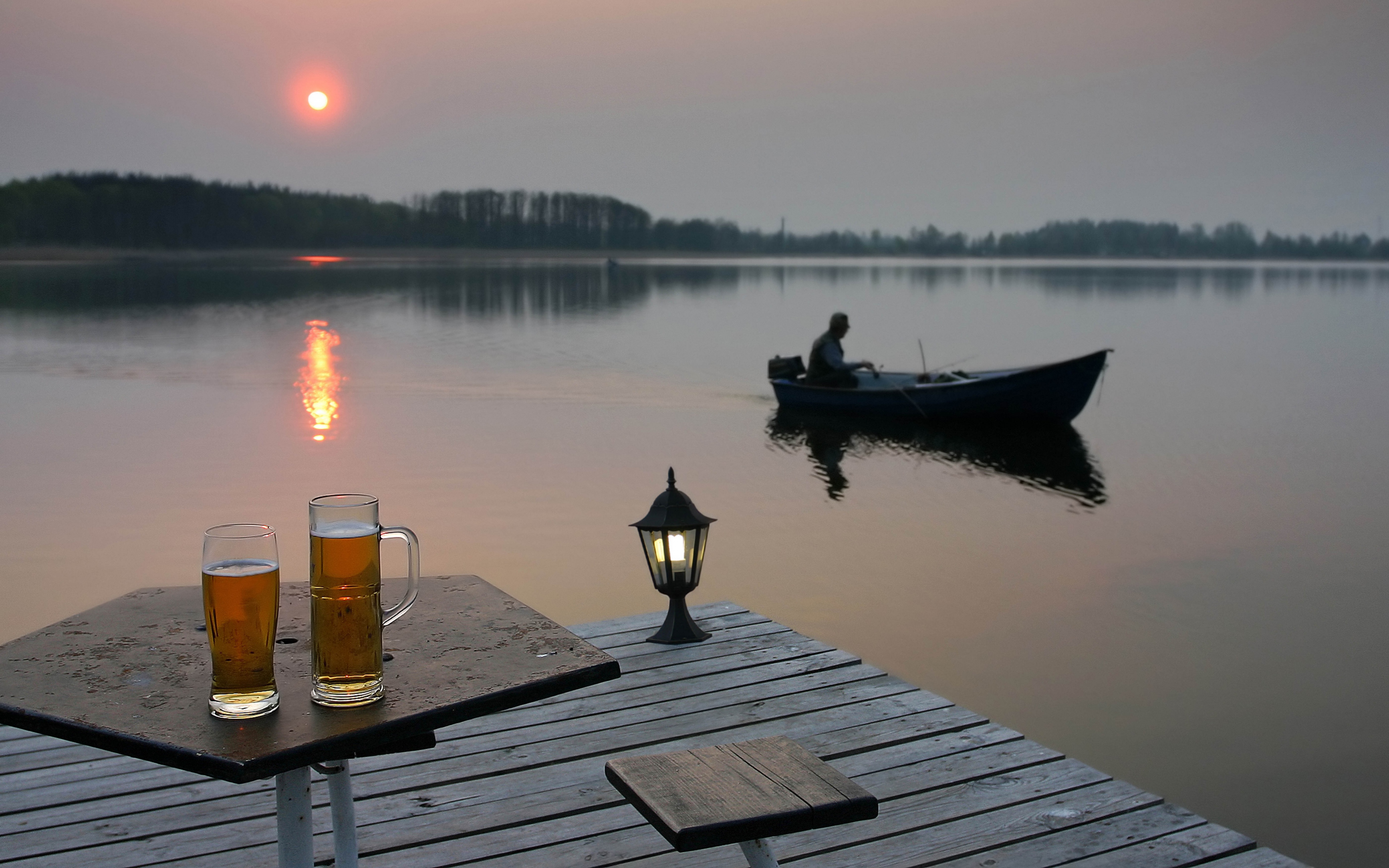 3840x2400 Wallpaper beer, fisherman, fishing, boat, wine glasses, evening, lake