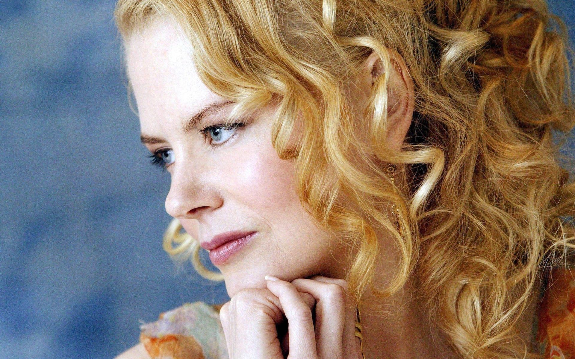 Gorgeous Nicole Kidman