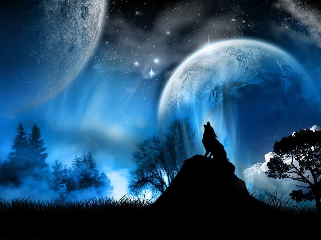 Howling wolf full moon