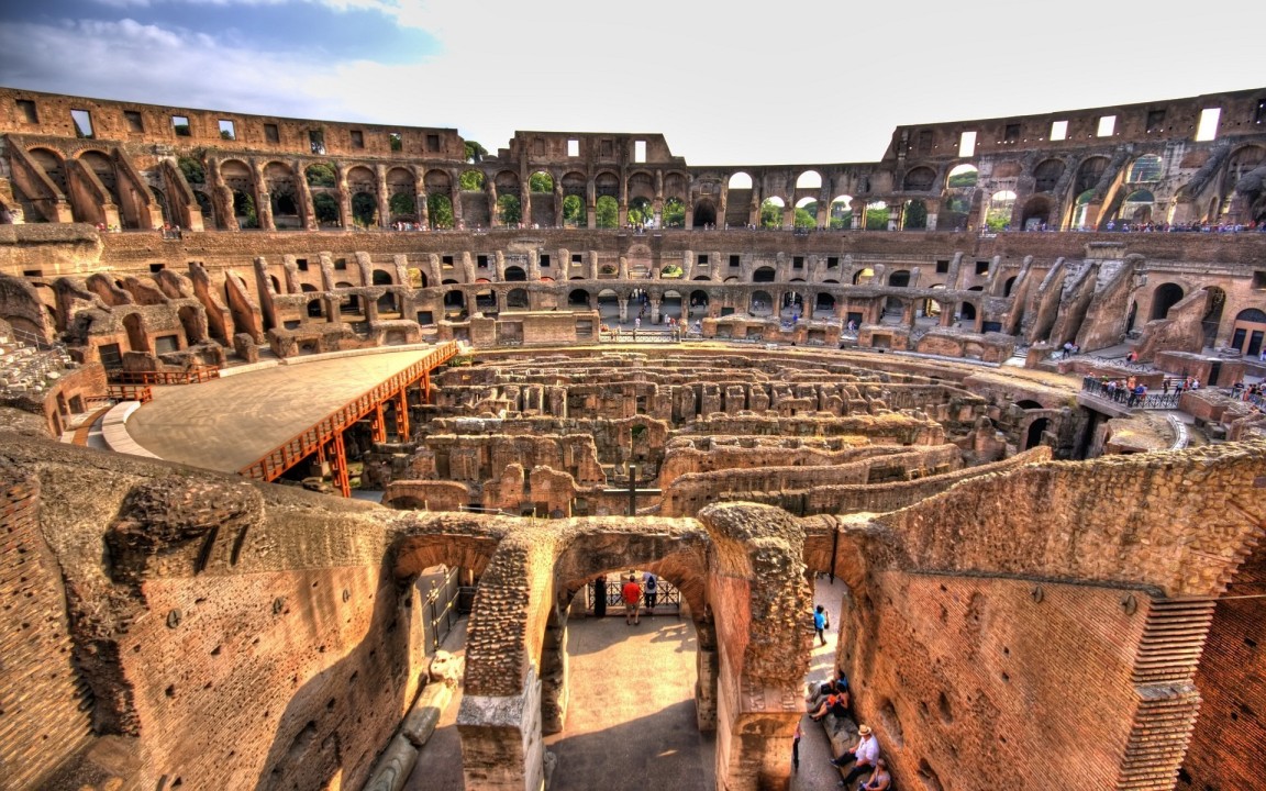 Breathtaking Colosseum Rome Italy Wide Wallpaper 1152x720px