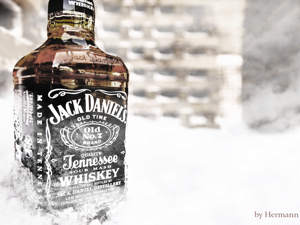 Jack Daniels Whiskey Bottle Wallpaper #69698 - Resolution 1280x960 px