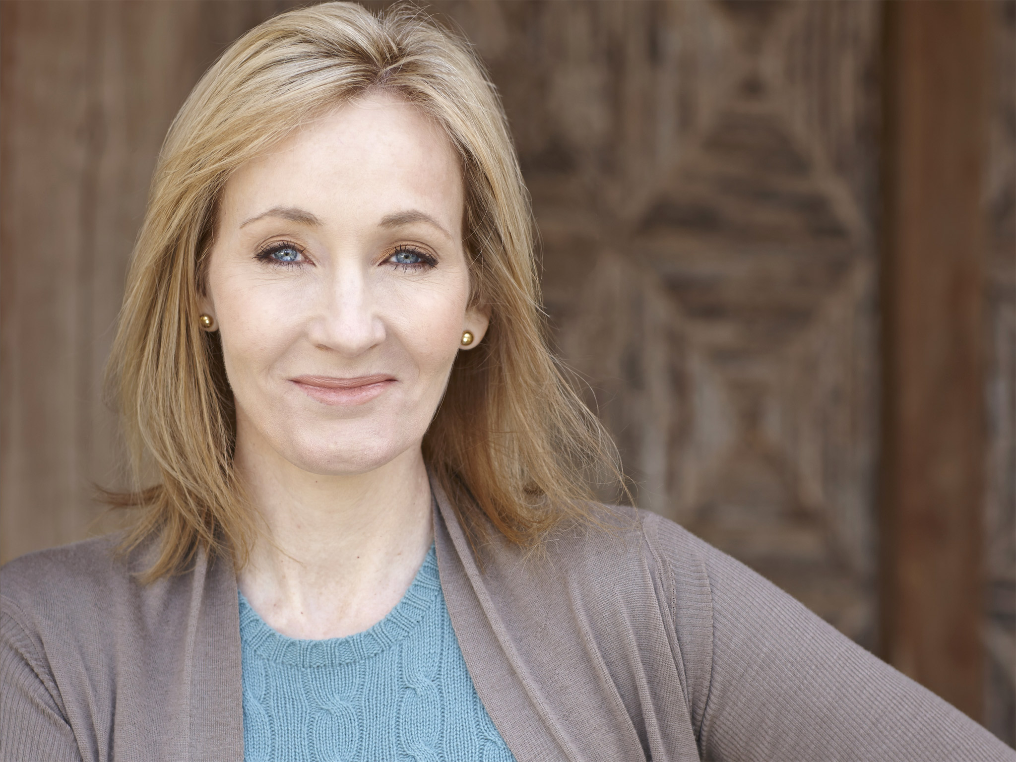JK Rowling hits back at Twitter user who attacked her for revealing Dumbledore was gay - People - News - The Independent