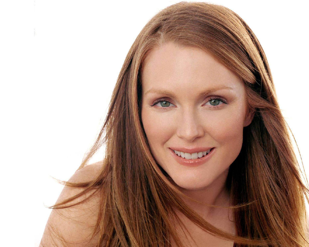 Julianne Moore Young (18)