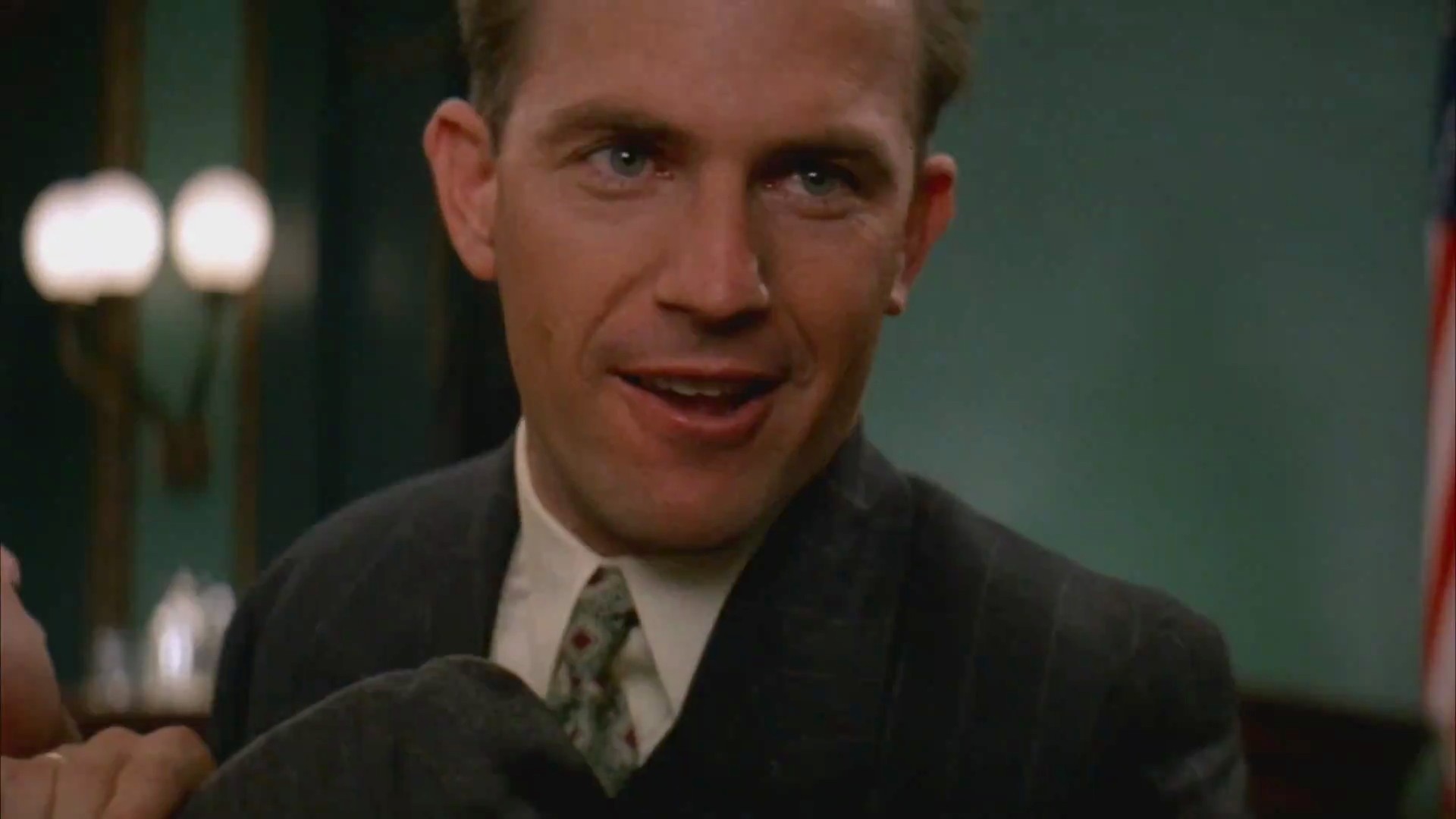 Photo of Kevin Costner, portraying Eliot Ness in "The Untouchables"(1987). Source: The Official Trailer