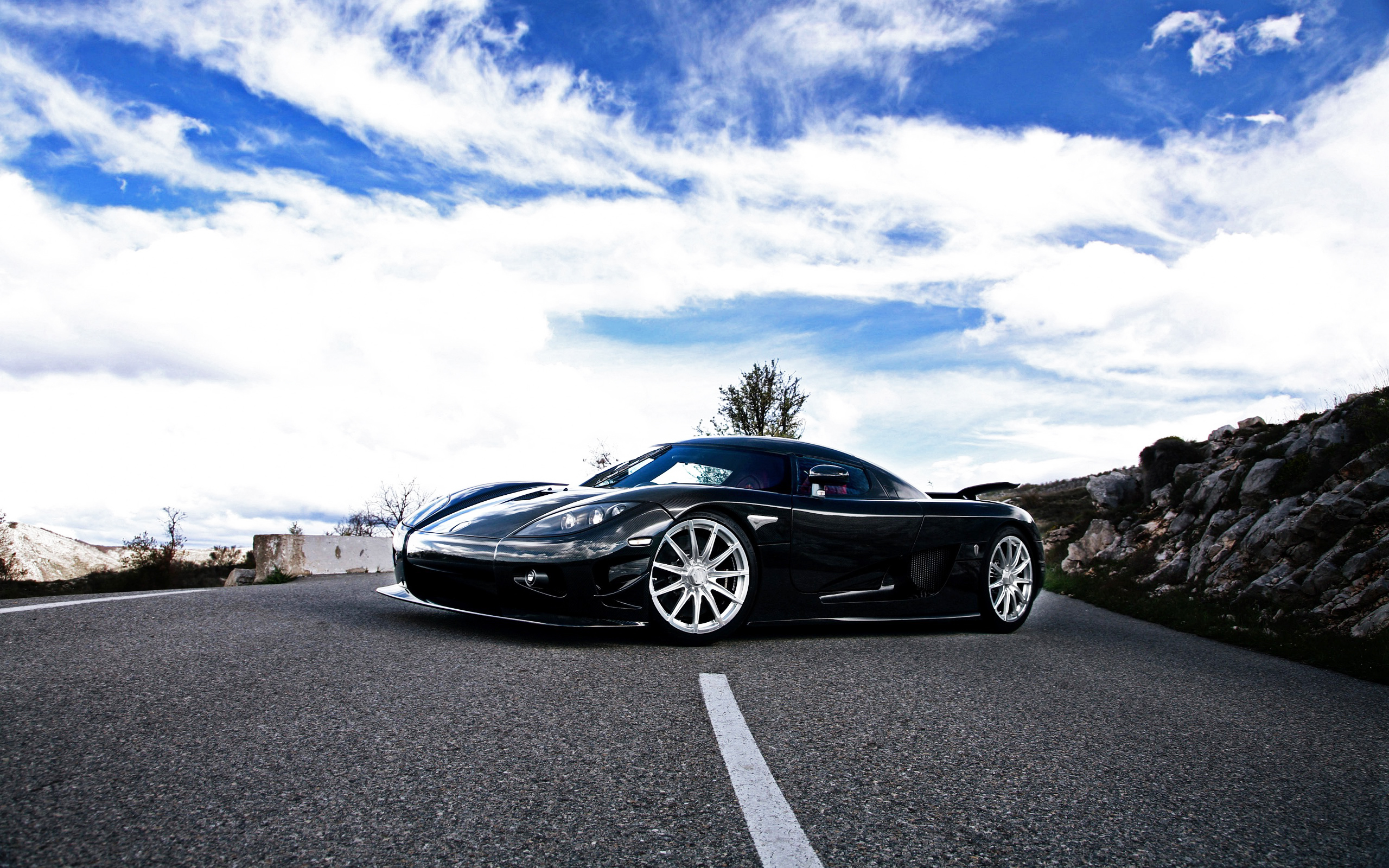 Koenigsegg ccx on road