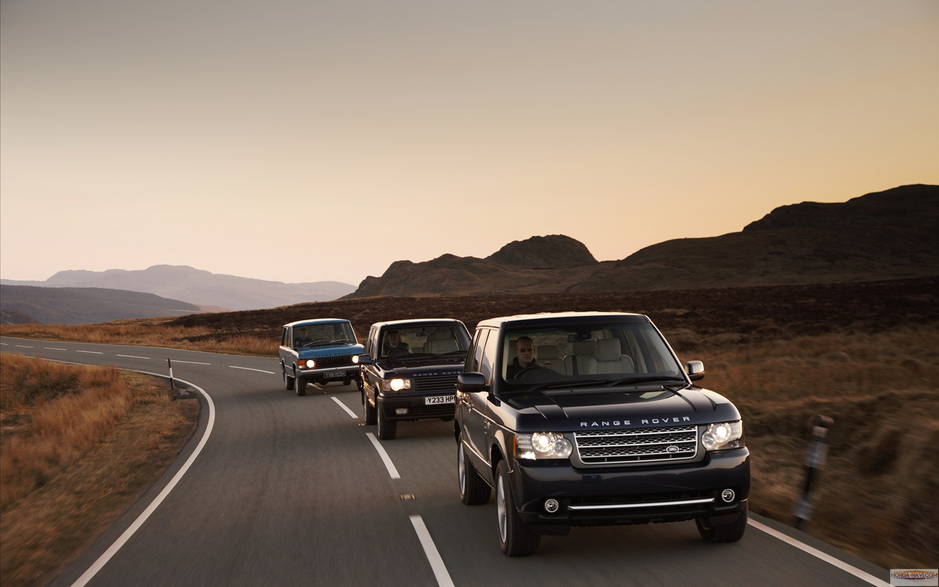 Land Rover Backgrounds 39071 2560x1600 px