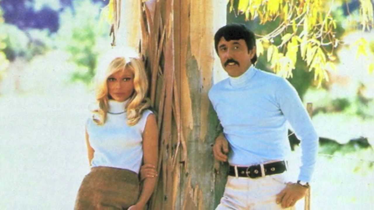 Lee Hazlewood & Nancy Sinatra – These Boots Are Made For Walkin' (un hit!)