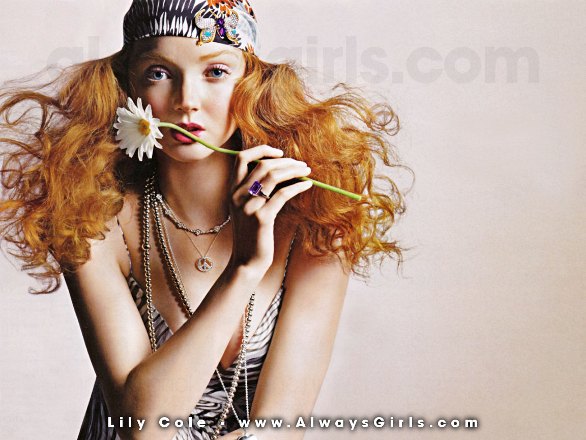 Lily Cole Wallpaper 42617 1920x1200 px