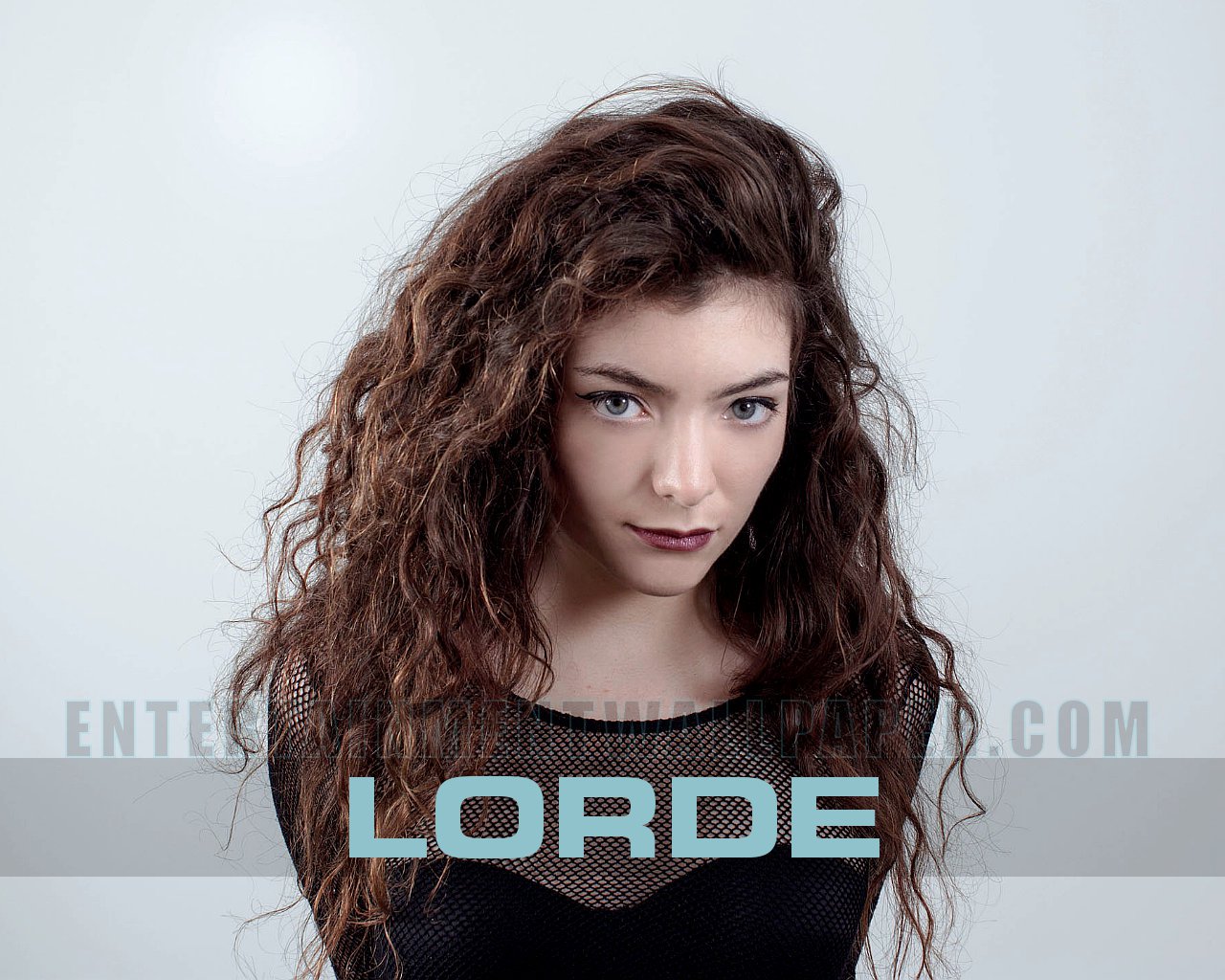 Lorde Wallpaper - Original size, download now.