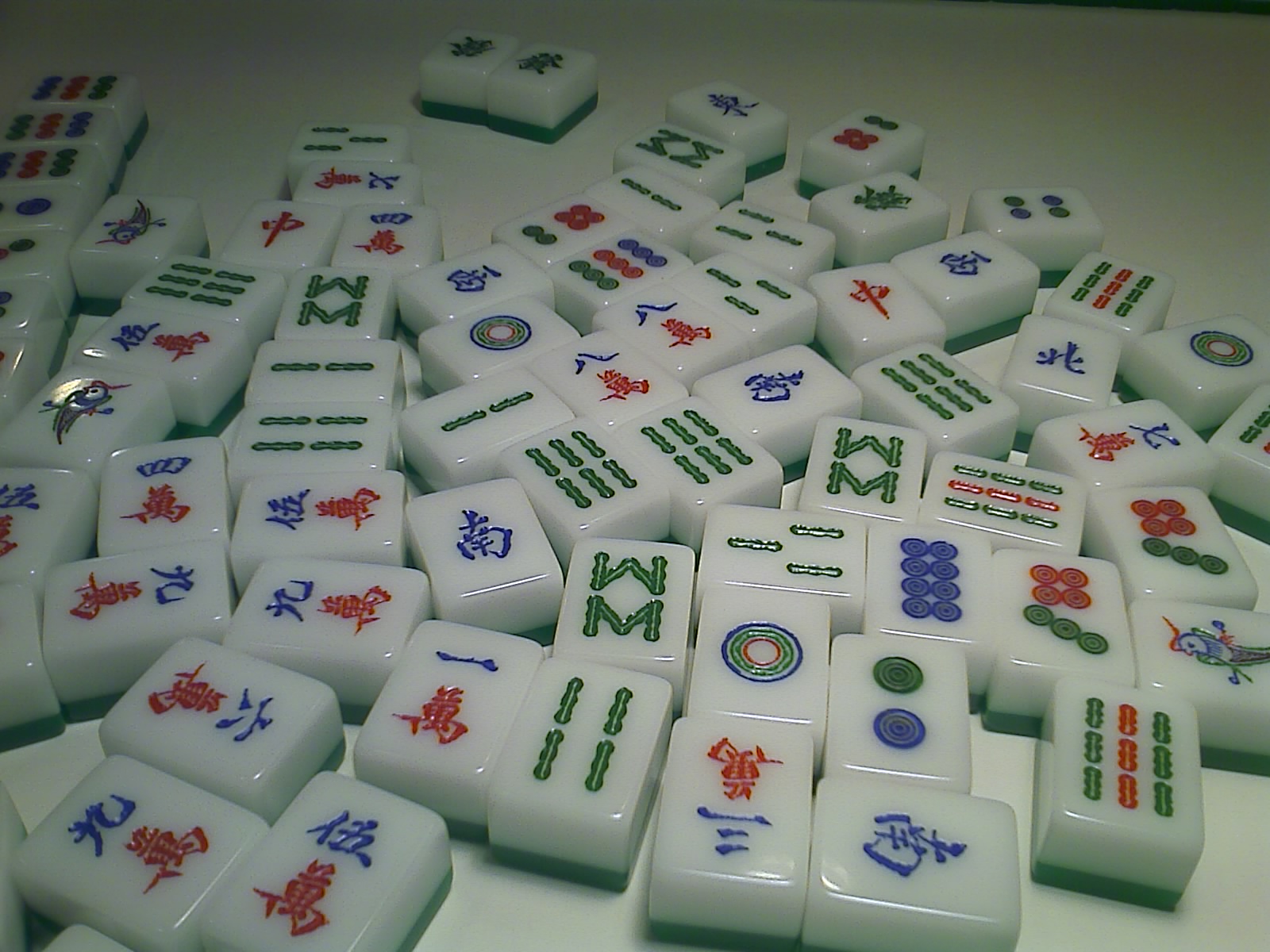 Playing Mahjong