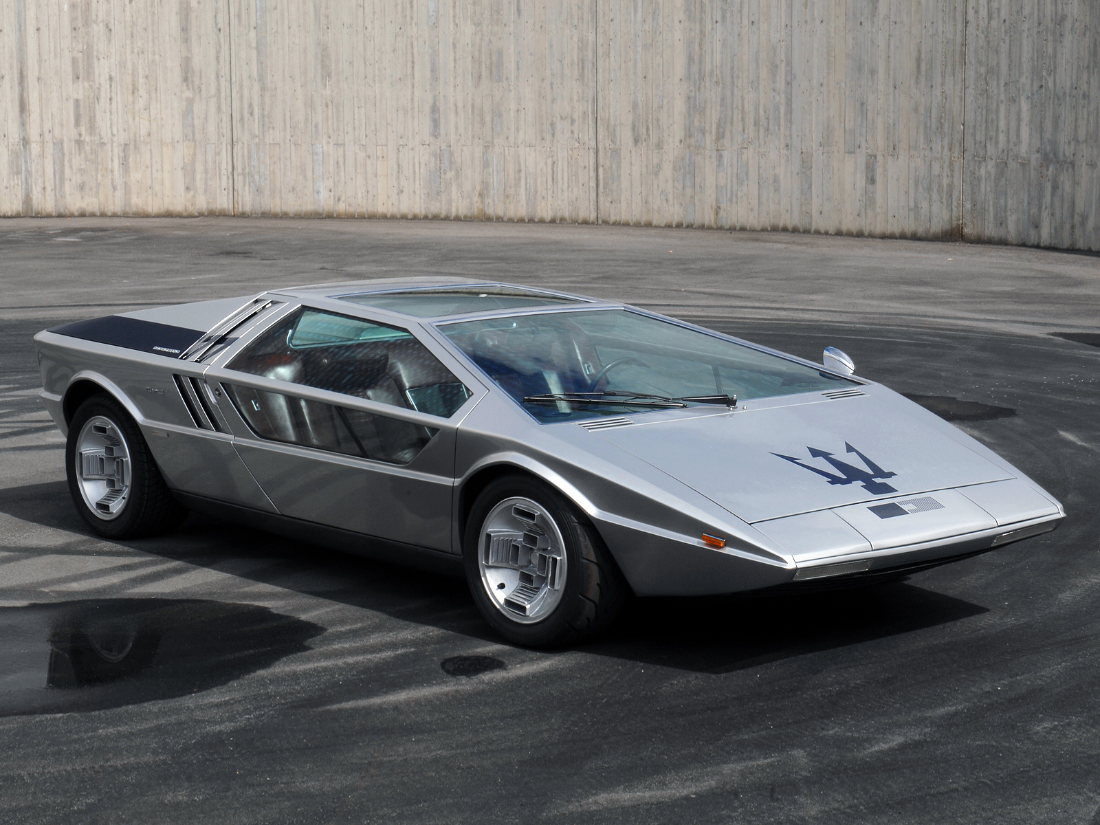 The Maserati Boomerang was styled by Giorgetto Giugiaro, who drew inspiration from this prototype for the design of a succession of new cars.