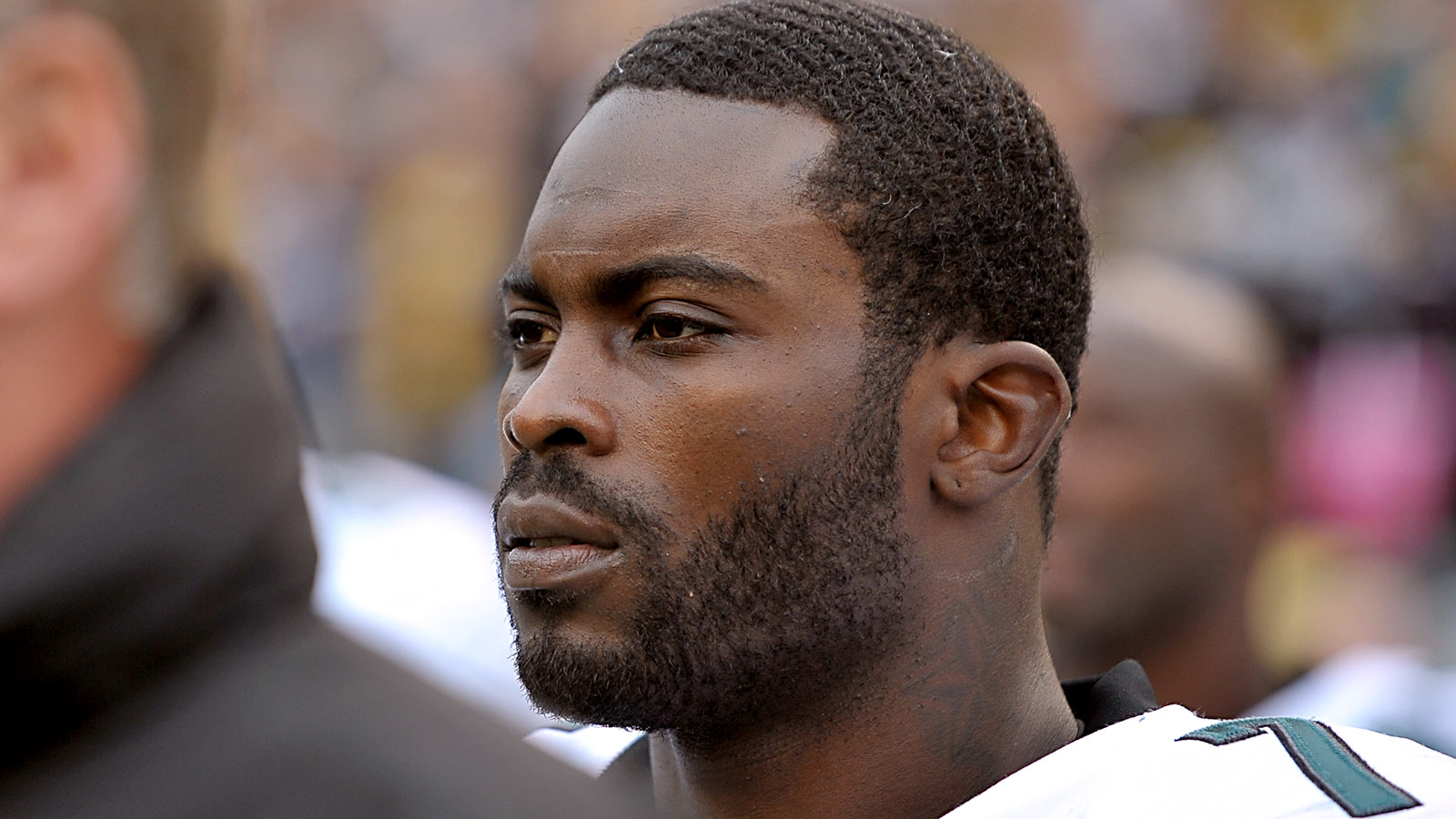 Petition wants Michael Vick banned from Jets training camp site