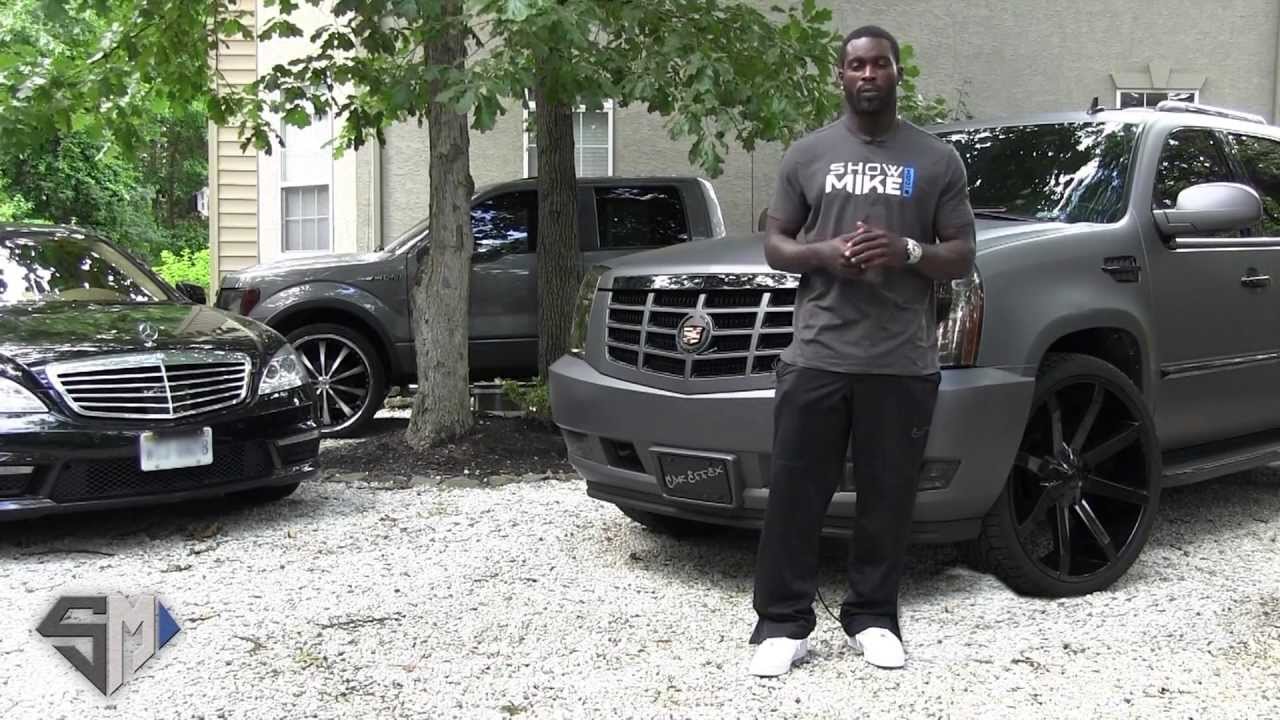 After he was arrested and jailed for running a dogfighting operation nearly six years ago, Michael Vick found himself in quite a bit of debt.